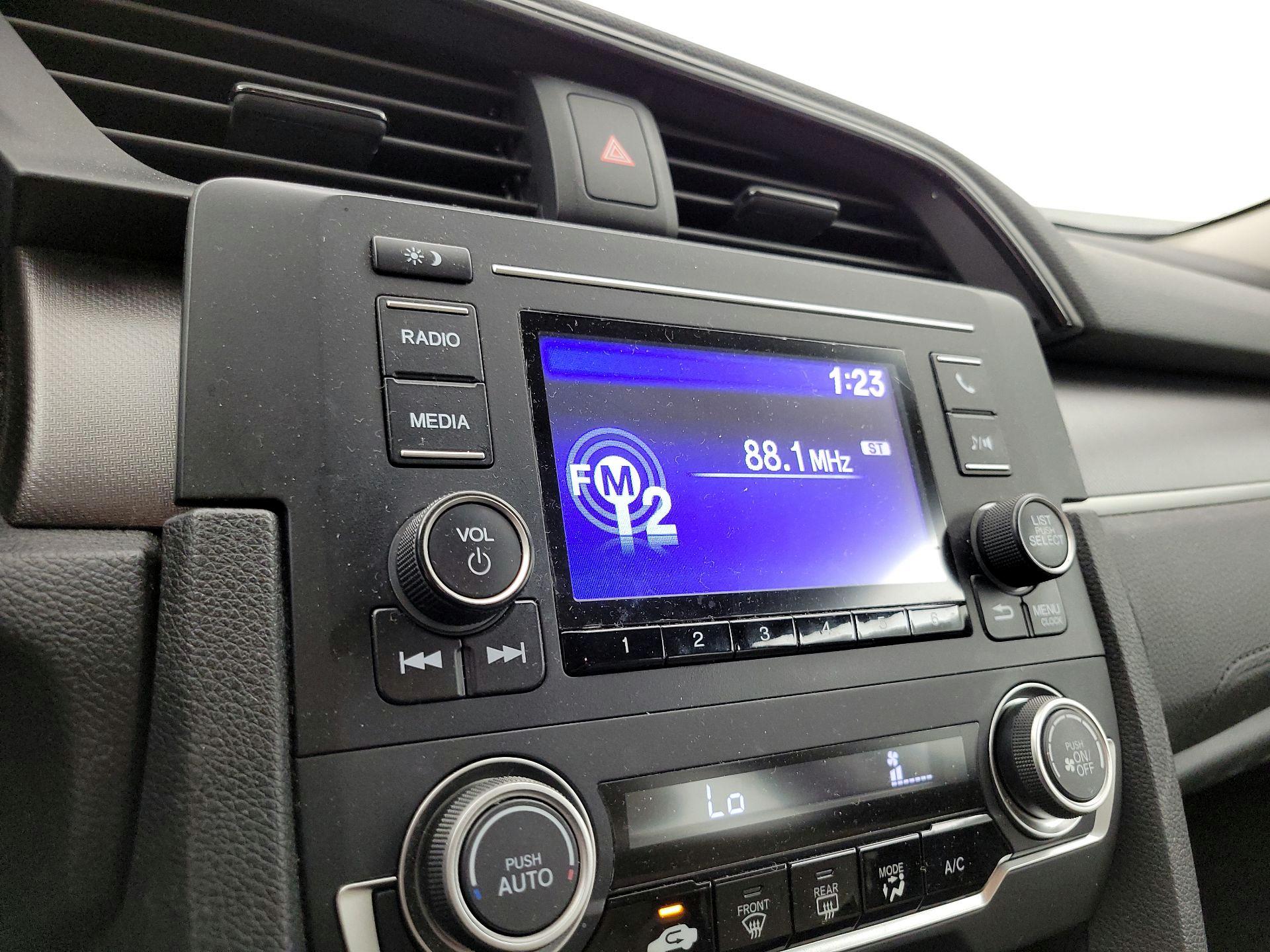 Thumbnail: 2016 Honda Civic - 15