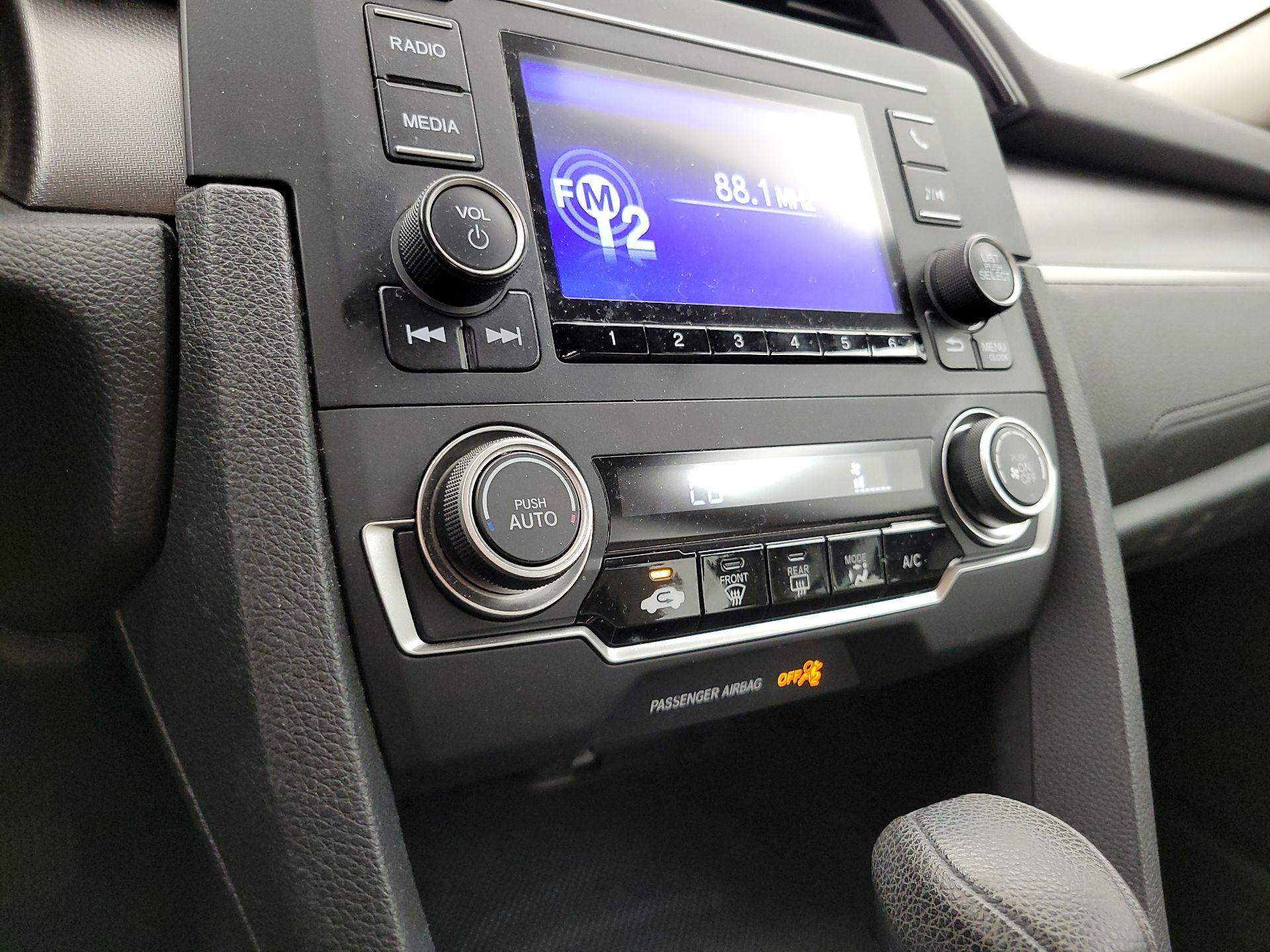 Thumbnail: 2016 Honda Civic - 16