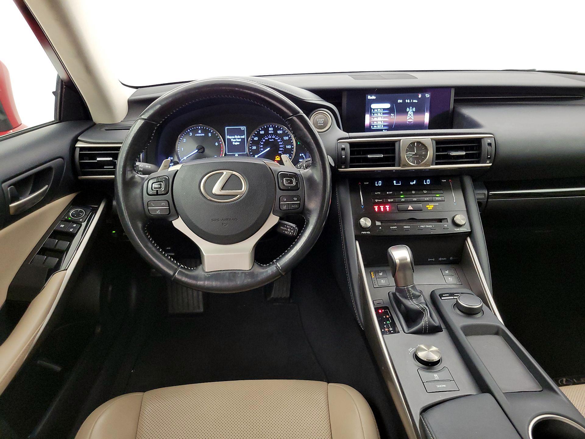 Thumbnail: 2017 Lexus IS - 10