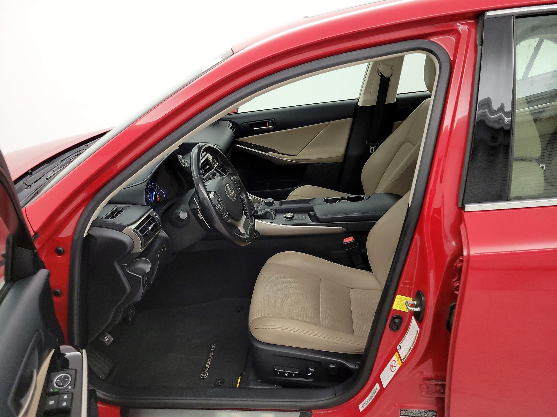 Thumbnail: 2017 Lexus IS - 11