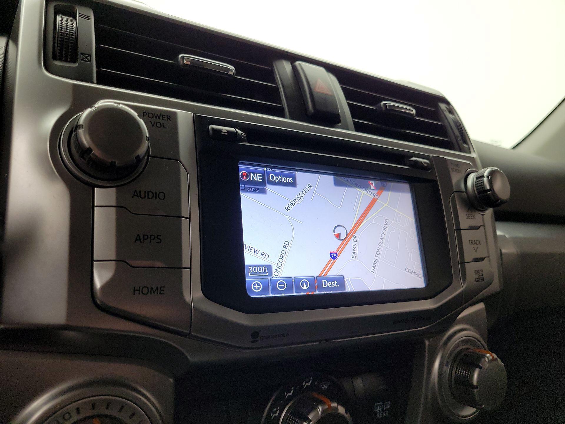 Thumbnail: 2019 Toyota 4Runner - 14