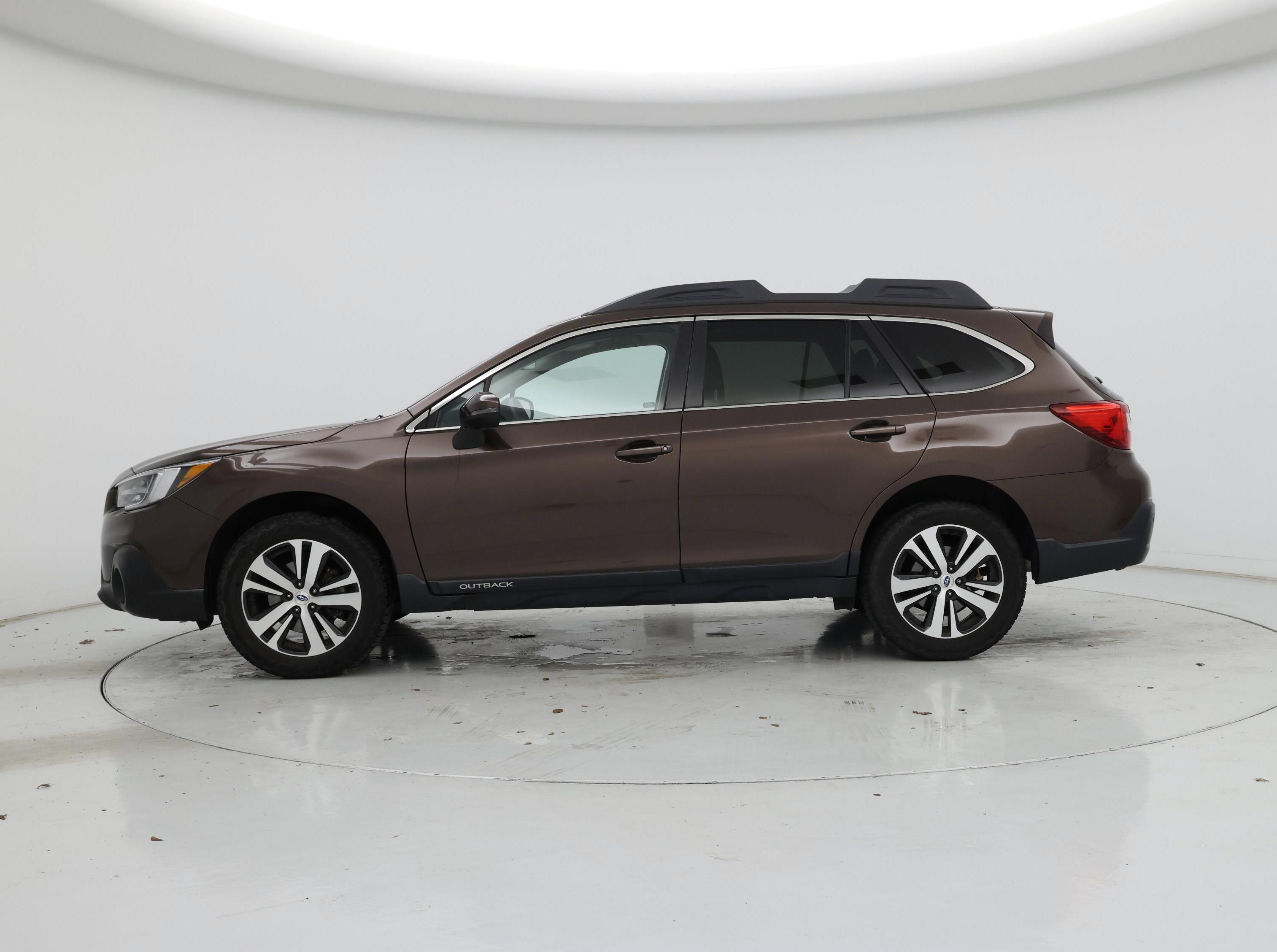 Thumbnail: 2019 Subaru Outback - 3