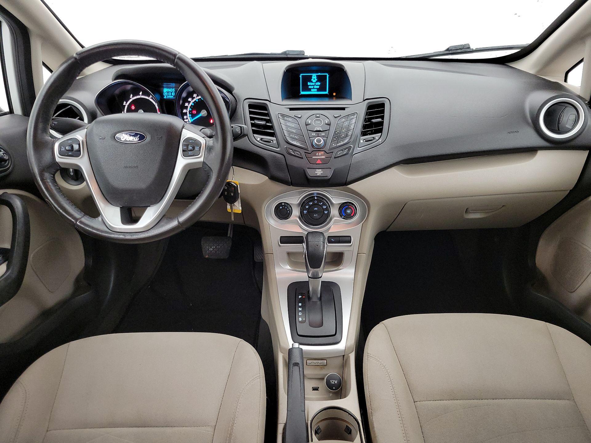 Thumbnail: 2016 Ford Fiesta - 9