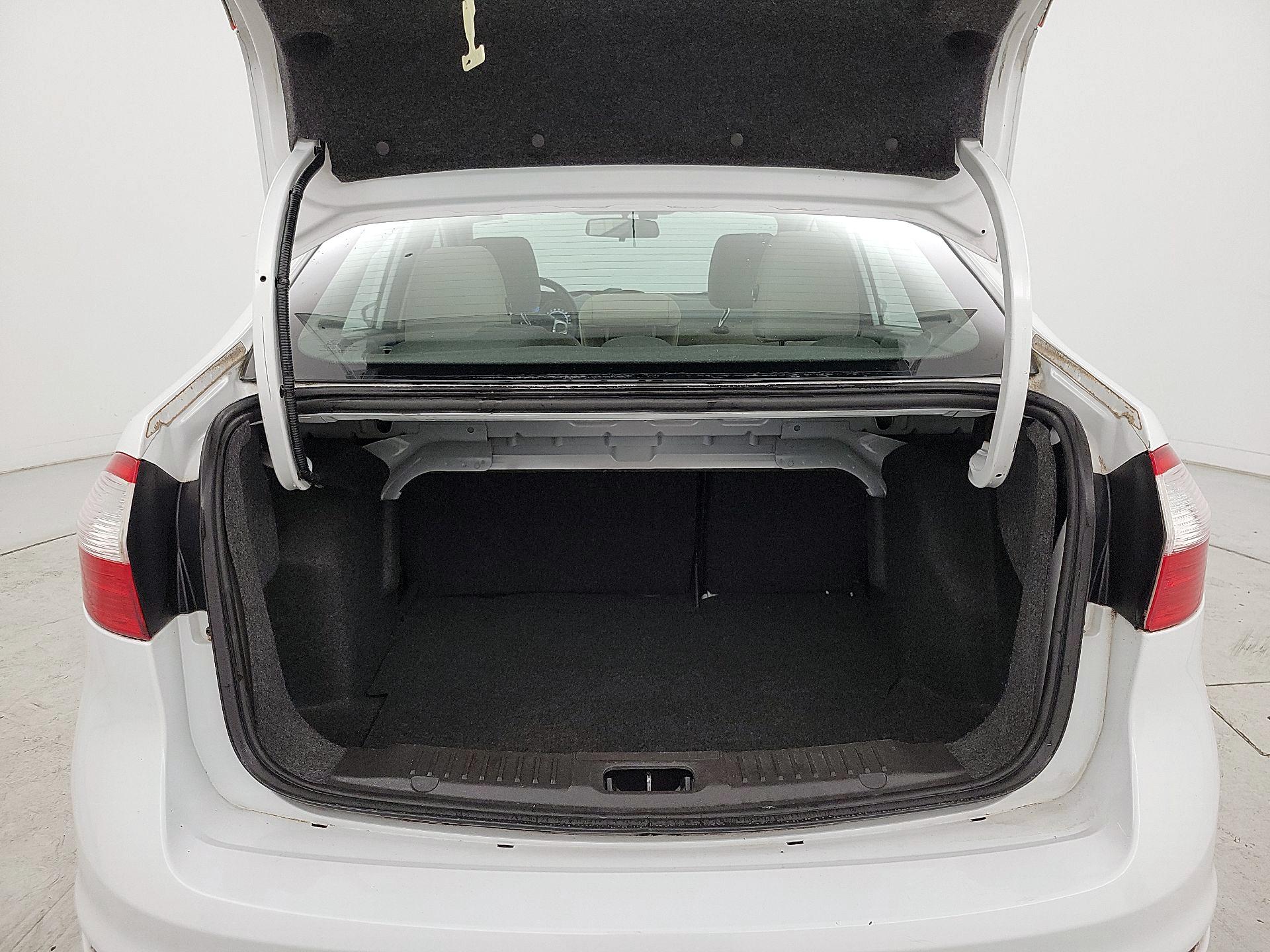 Thumbnail: 2016 Ford Fiesta - 19