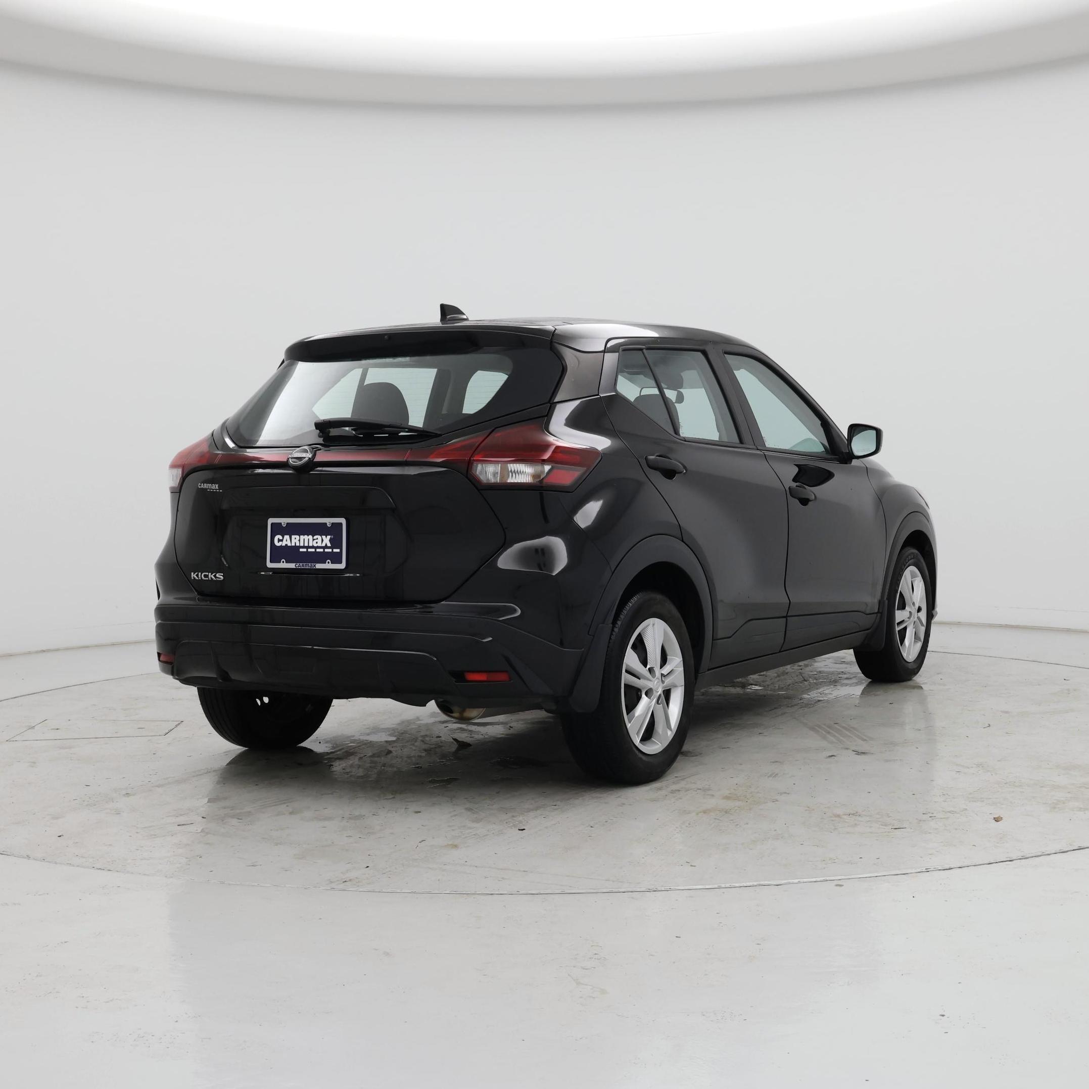 Thumbnail: 2023 Nissan Kicks - 8