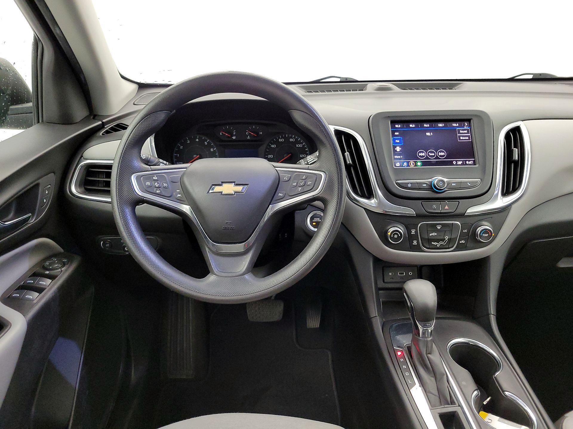 Thumbnail: 2022 Chevrolet Equinox - 10