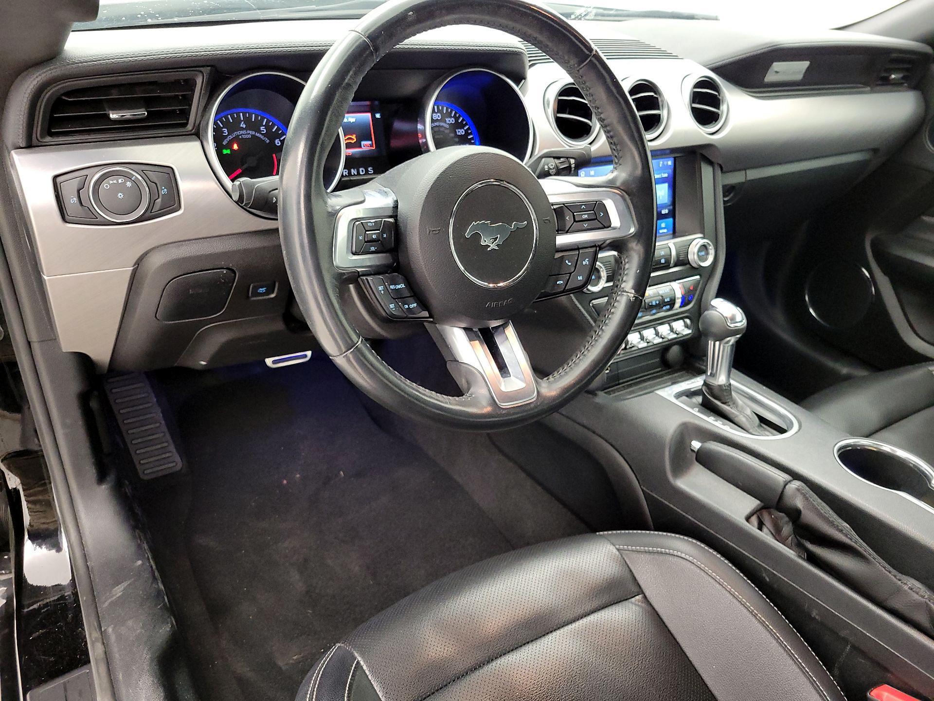 Thumbnail: 2022 Ford Mustang - 9