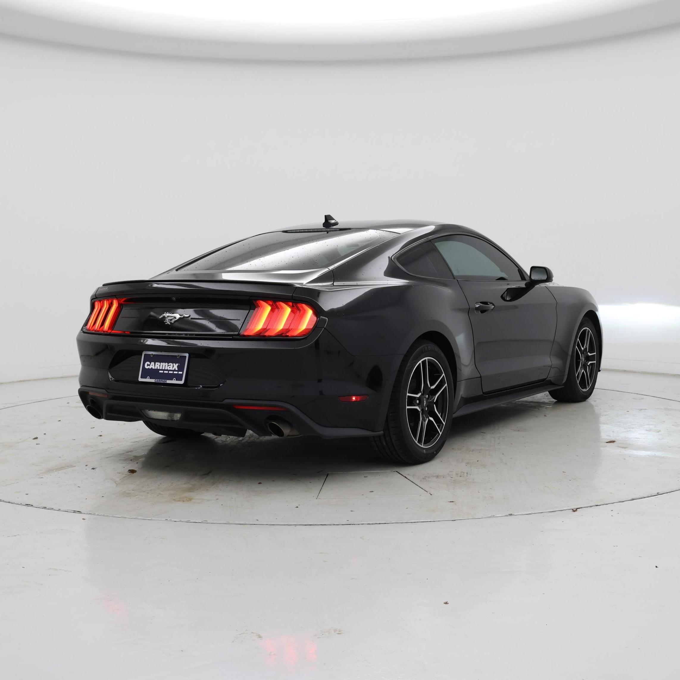 Thumbnail: 2022 Ford Mustang - 8