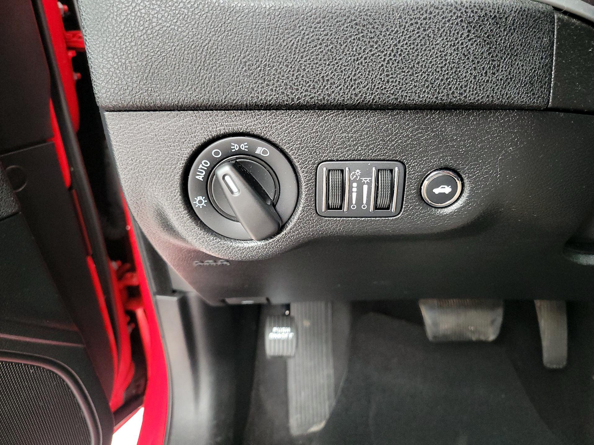 Thumbnail: 2022 Dodge Charger - 13