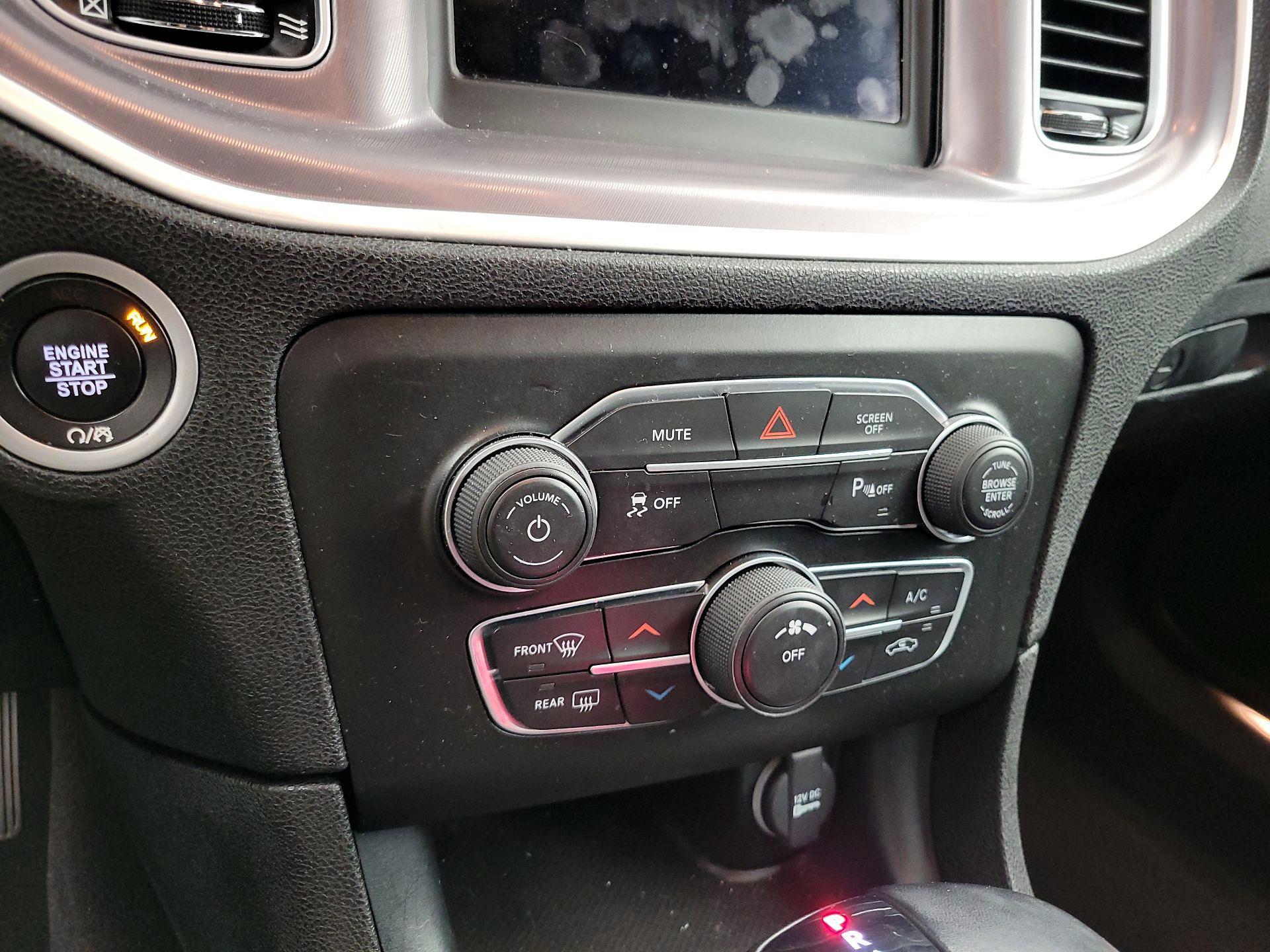 Thumbnail: 2022 Dodge Charger - 16