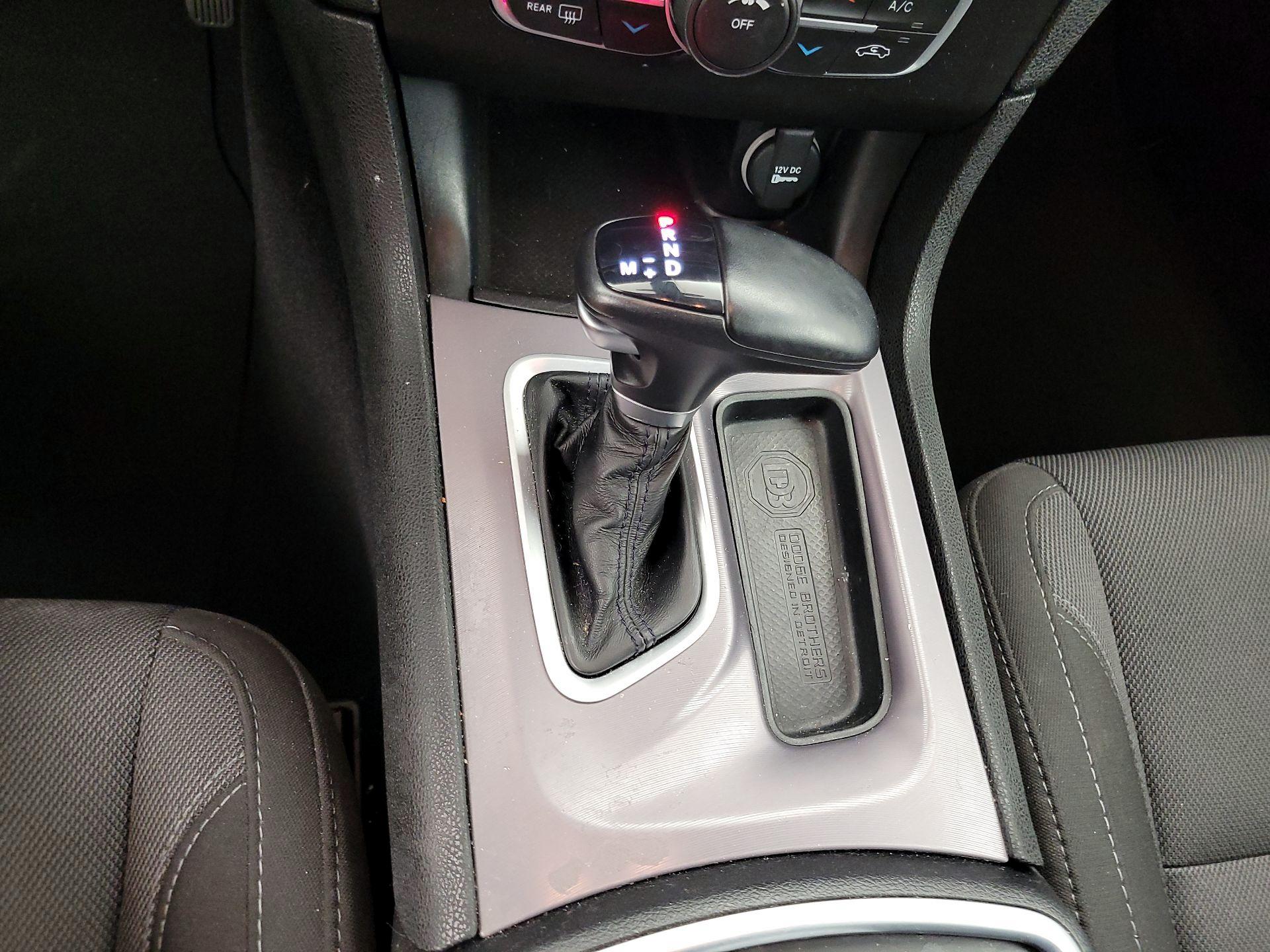 Thumbnail: 2022 Dodge Charger - 17