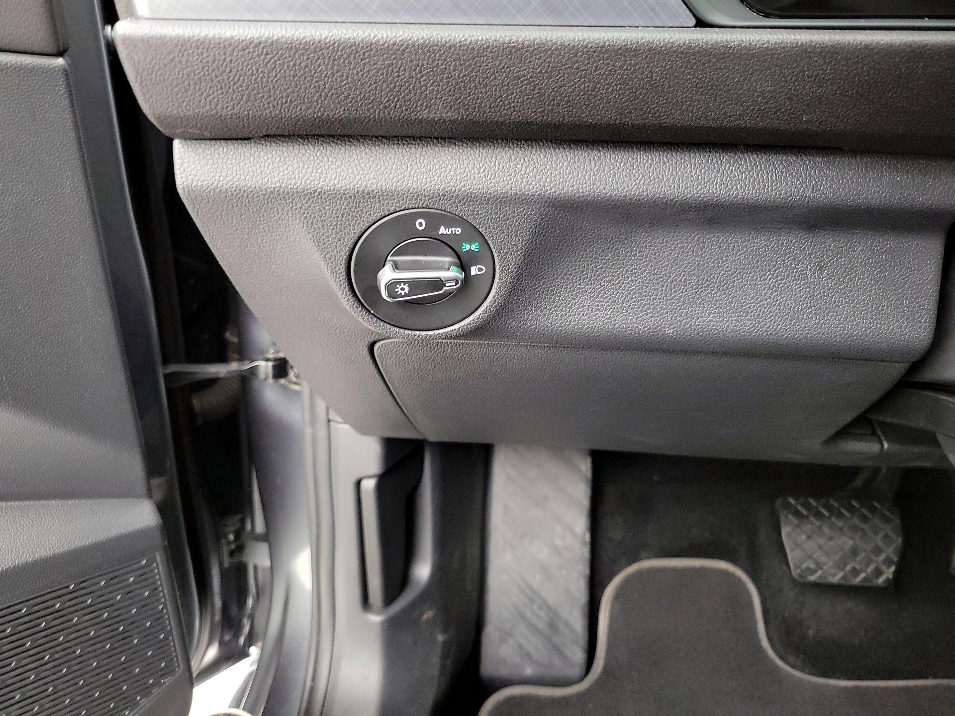 Thumbnail: 2022 Volkswagen Jetta - 13