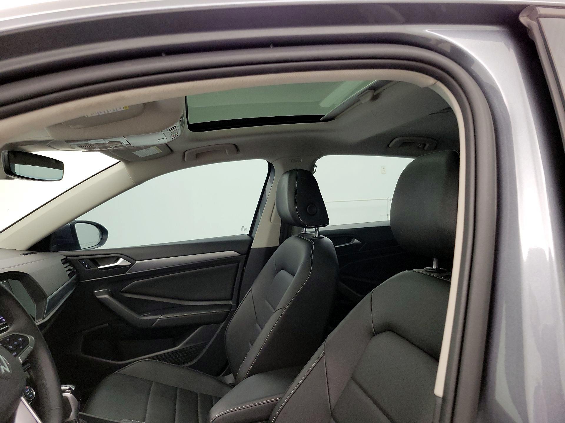 Thumbnail: 2022 Volkswagen Jetta - 19