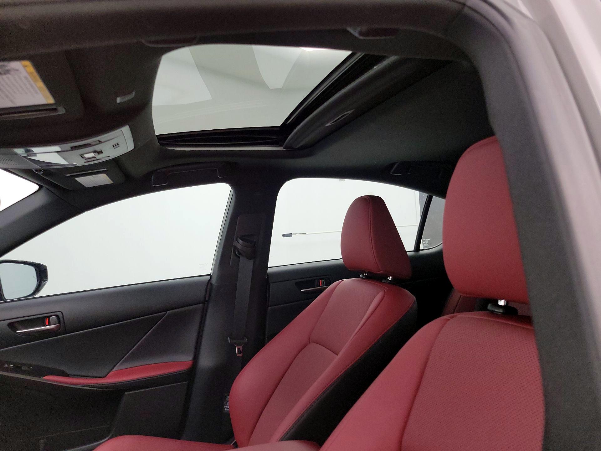 Thumbnail: 2025 Lexus IS - 19