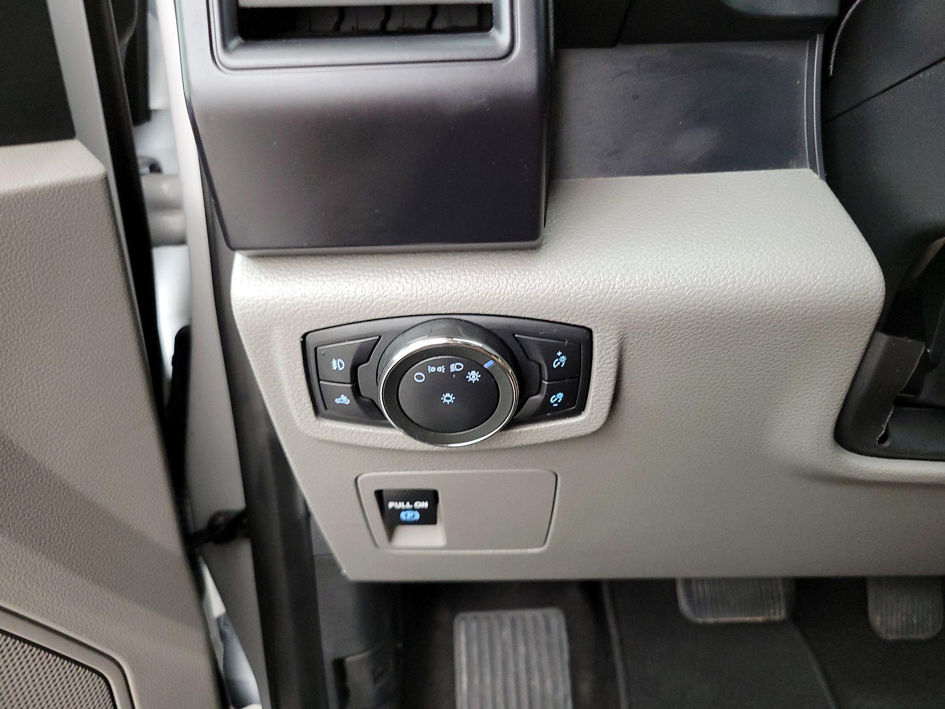 Thumbnail: 2019 Ford F-150 - 13