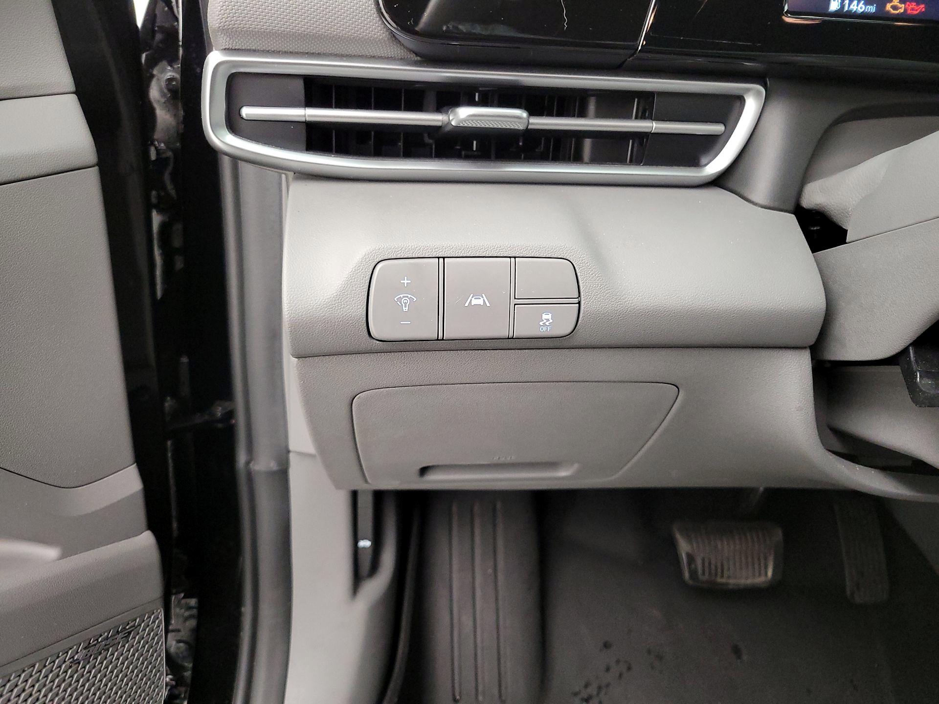 Thumbnail: 2022 Hyundai Elantra - 13