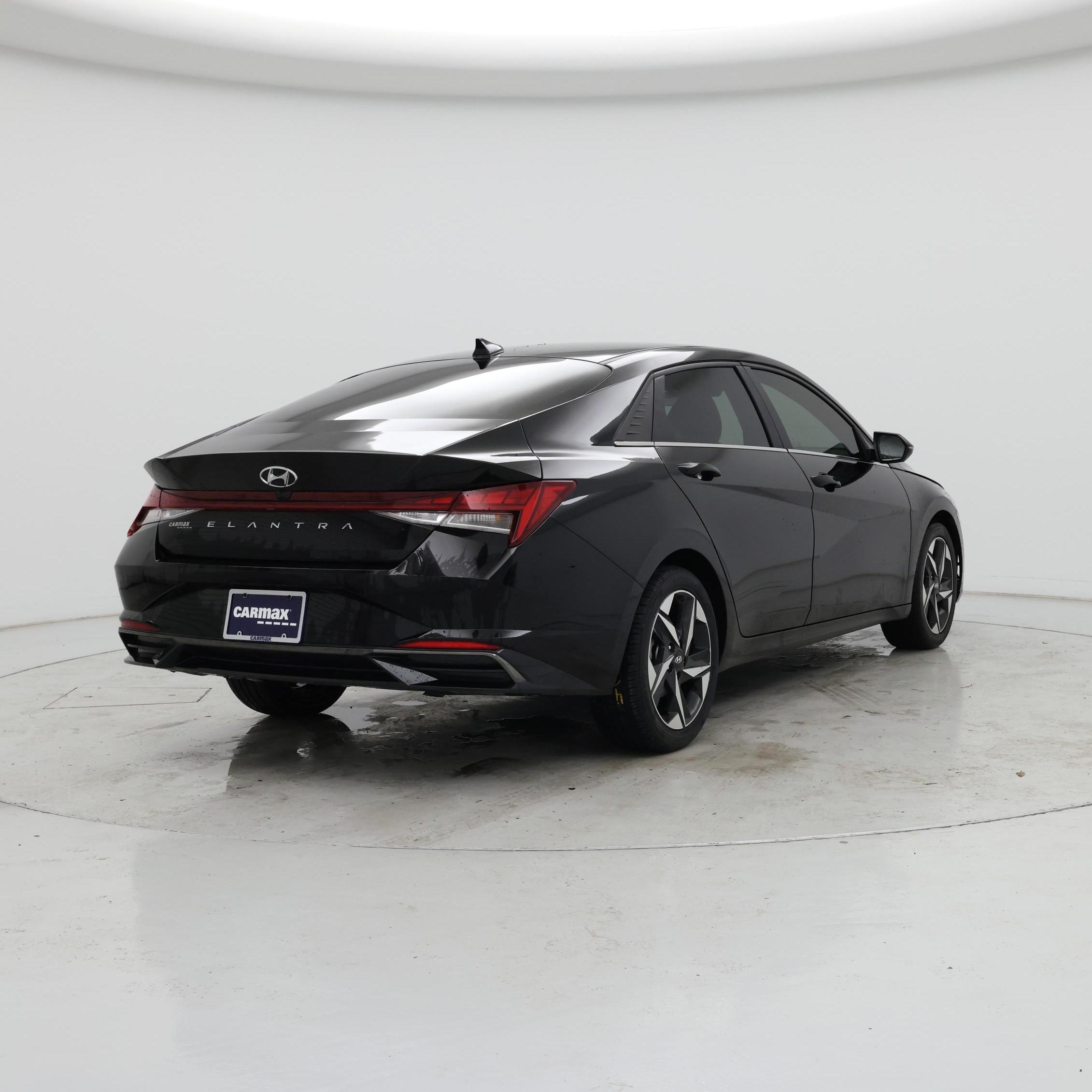 Thumbnail: 2022 Hyundai Elantra - 8