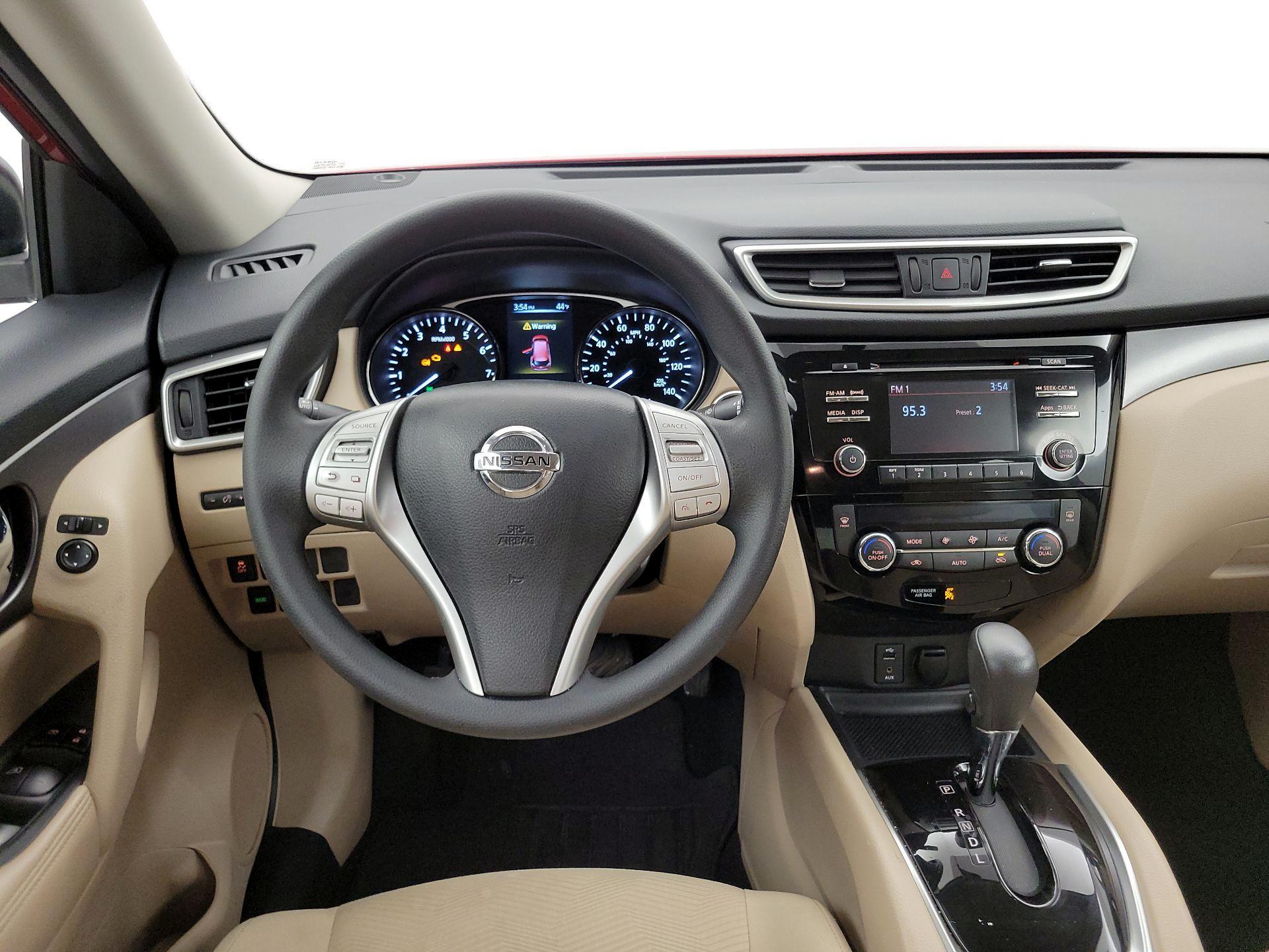 Thumbnail: 2016 Nissan Rogue - 10