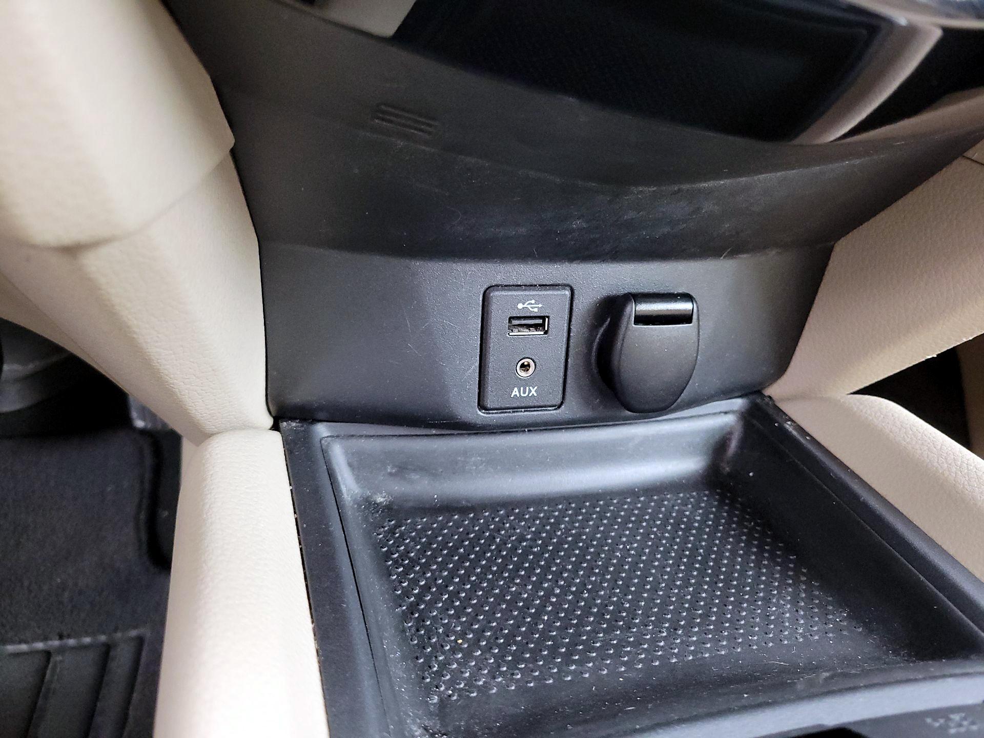 Thumbnail: 2016 Nissan Rogue - 18