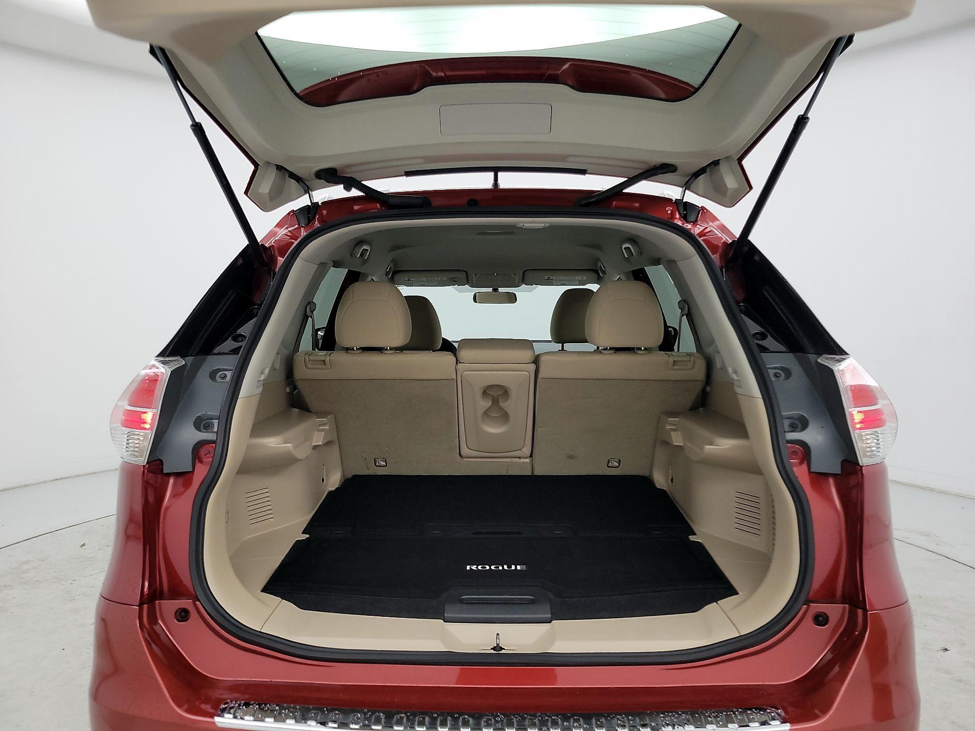 Thumbnail: 2016 Nissan Rogue - 20