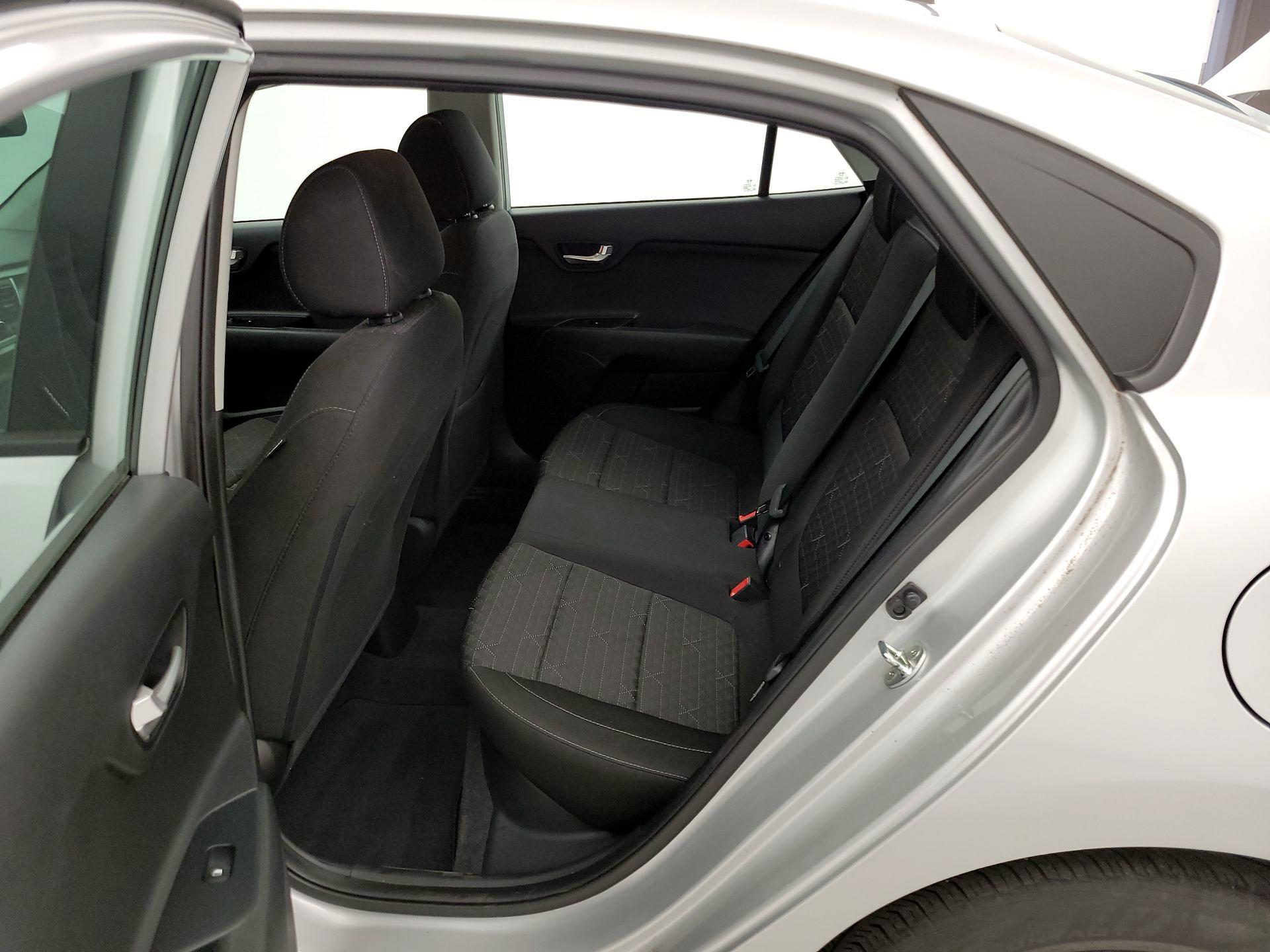 Thumbnail: 2020 Kia Rio - 19