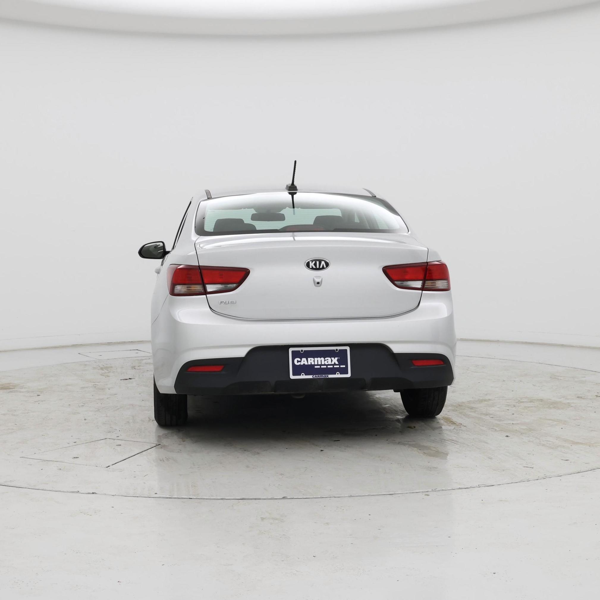 Thumbnail: 2020 Kia Rio - 6