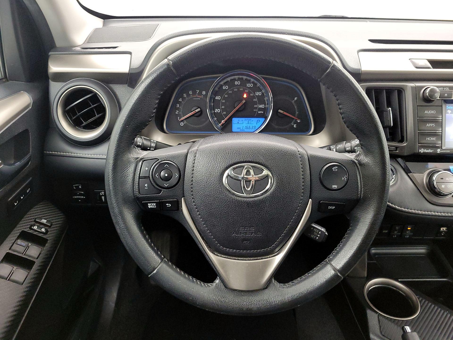 Thumbnail: 2015 Toyota RAV4 - 10