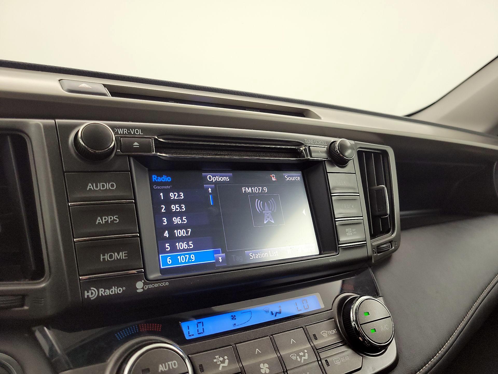 Thumbnail: 2015 Toyota RAV4 - 15