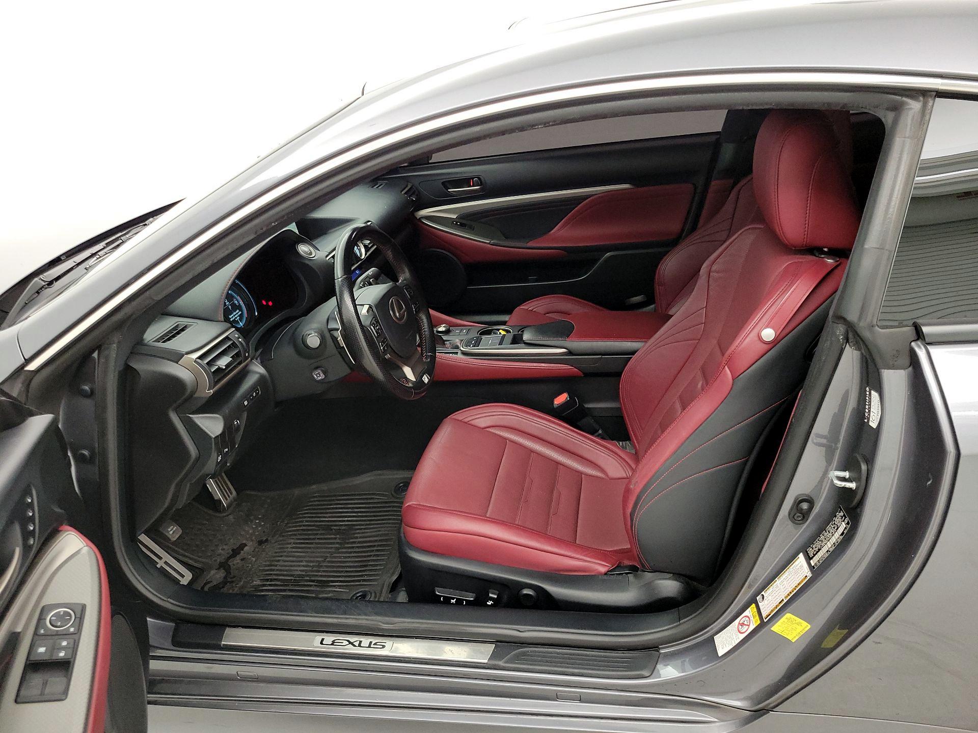 Thumbnail: 2017 Lexus RC - 11