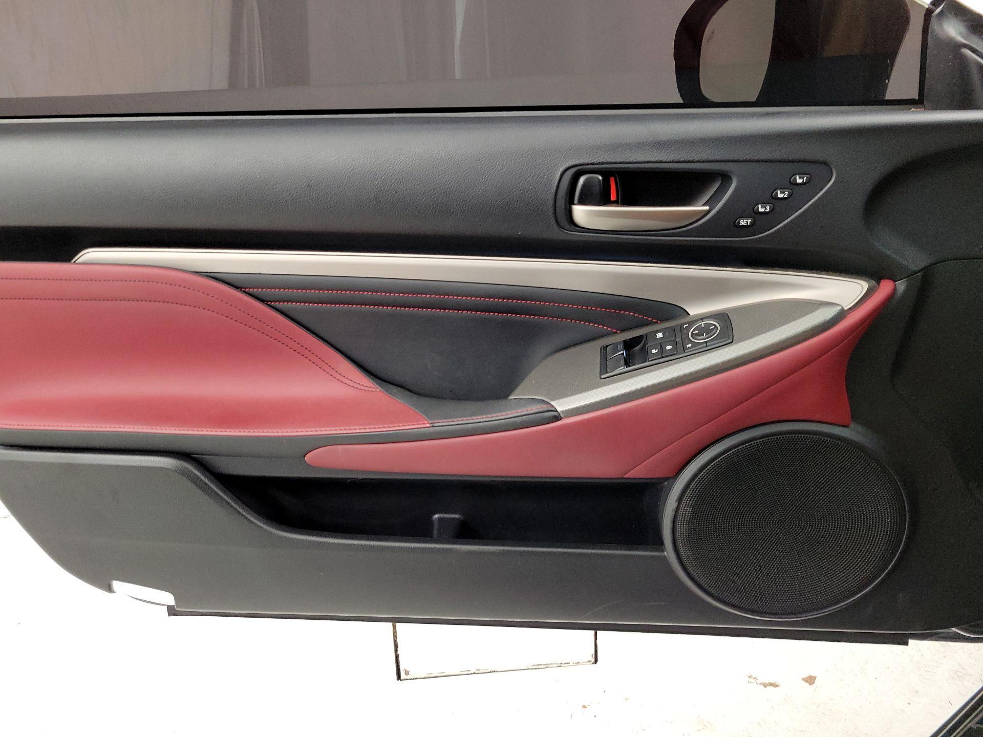 Thumbnail: 2017 Lexus RC - 12