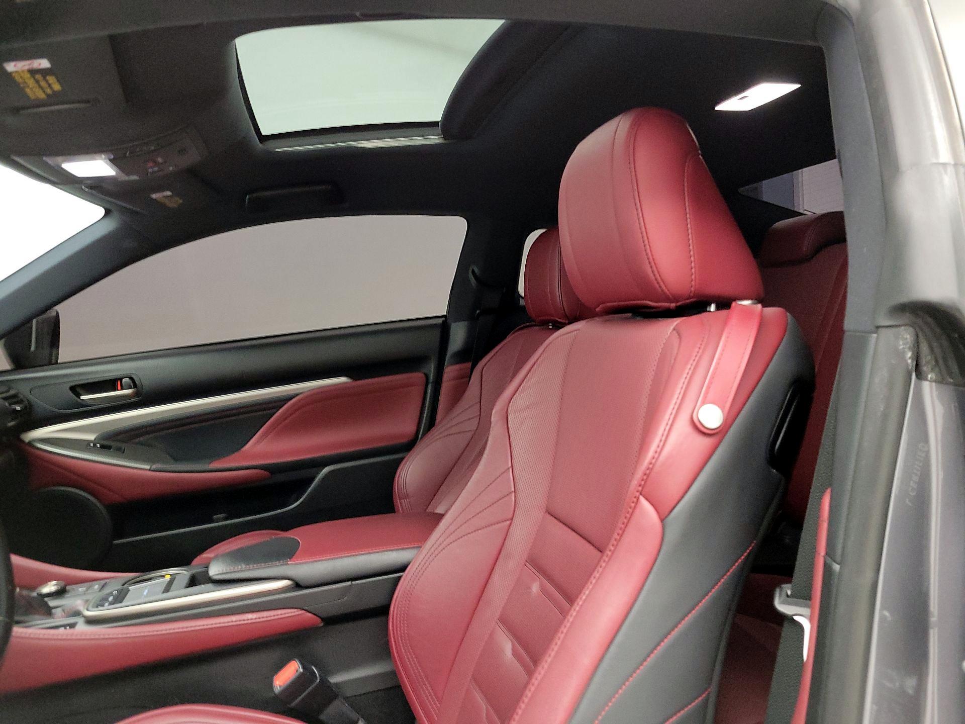 Thumbnail: 2017 Lexus RC - 20