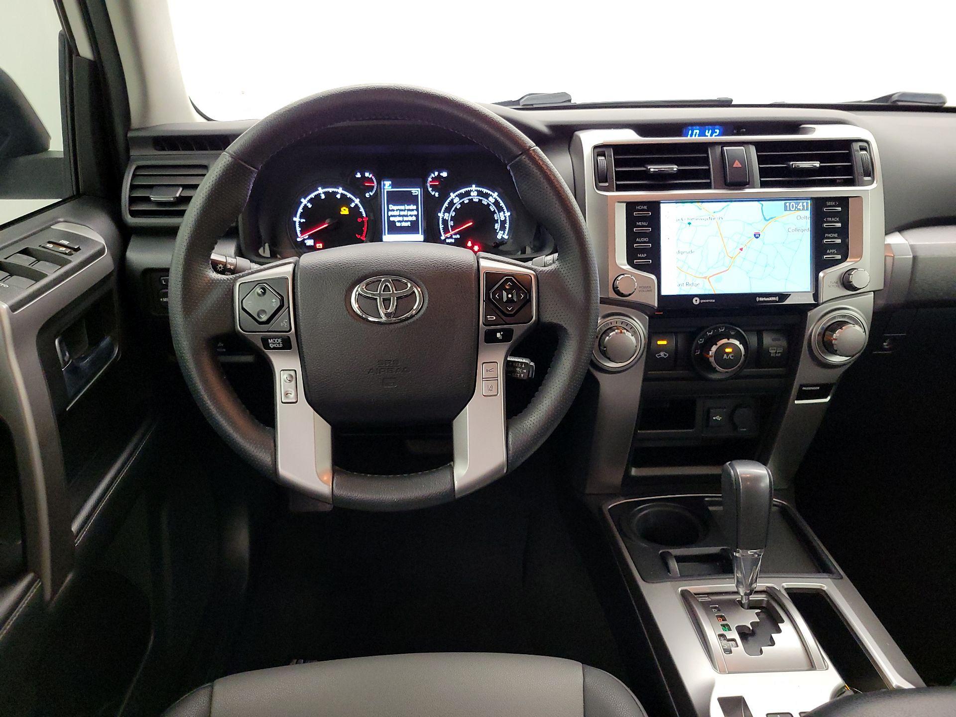 Thumbnail: 2020 Toyota 4Runner - 10