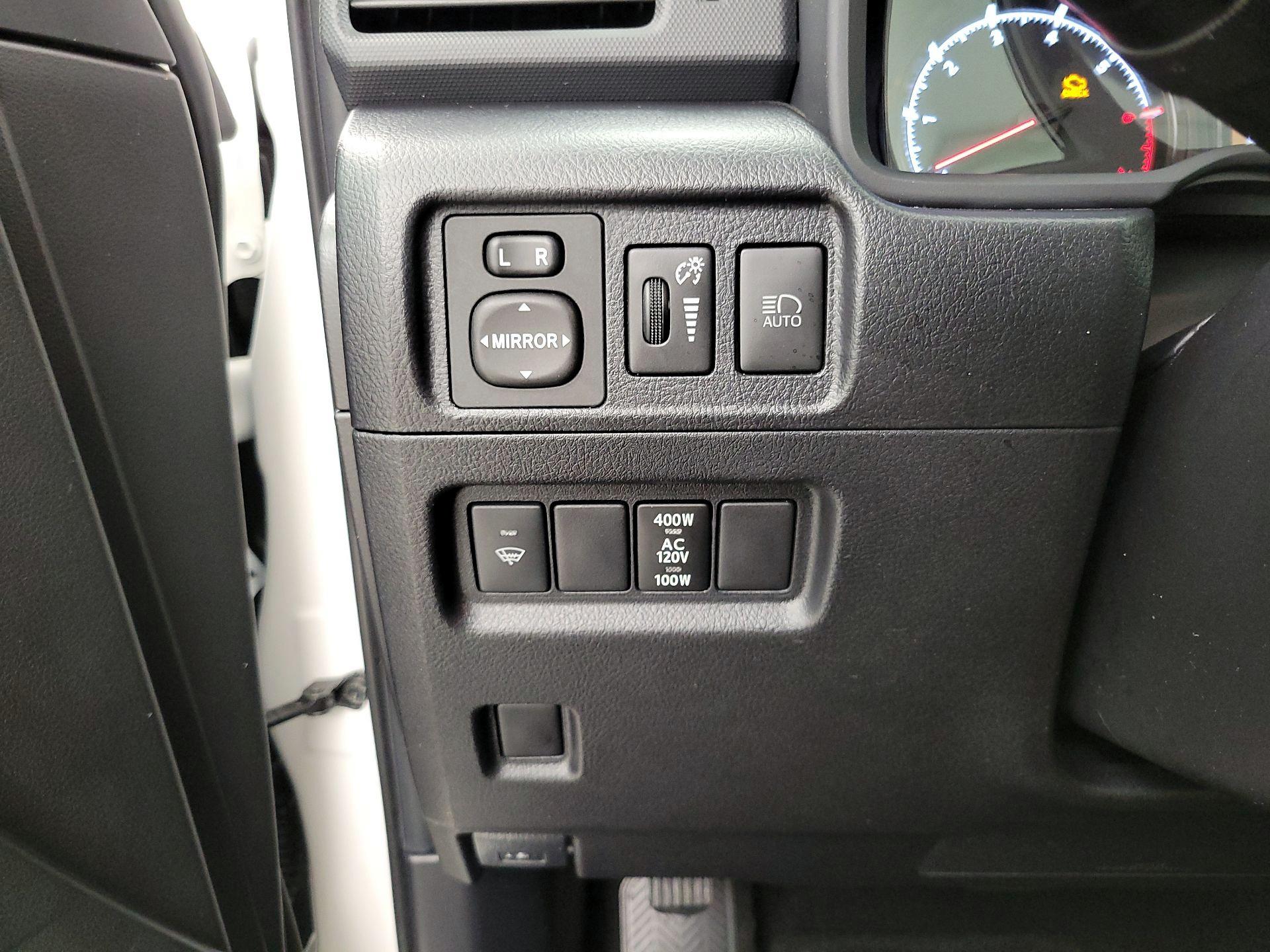 Thumbnail: 2020 Toyota 4Runner - 13