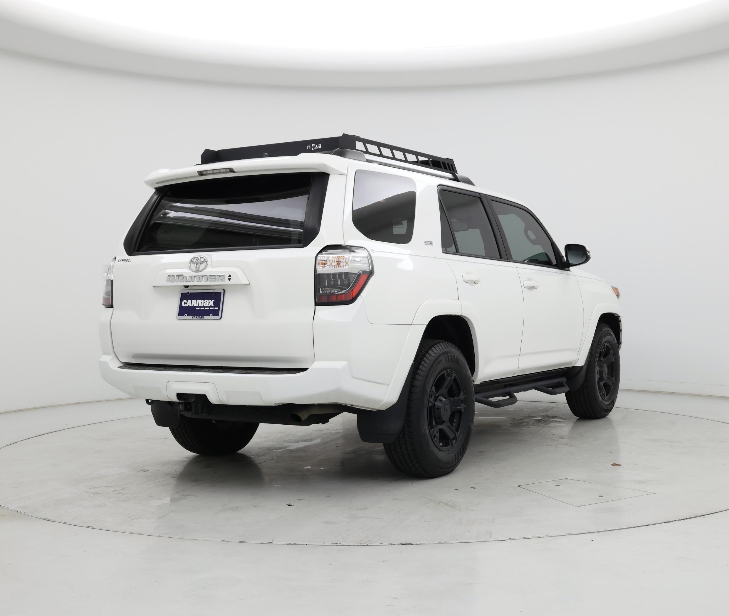 Thumbnail: 2020 Toyota 4Runner - 8