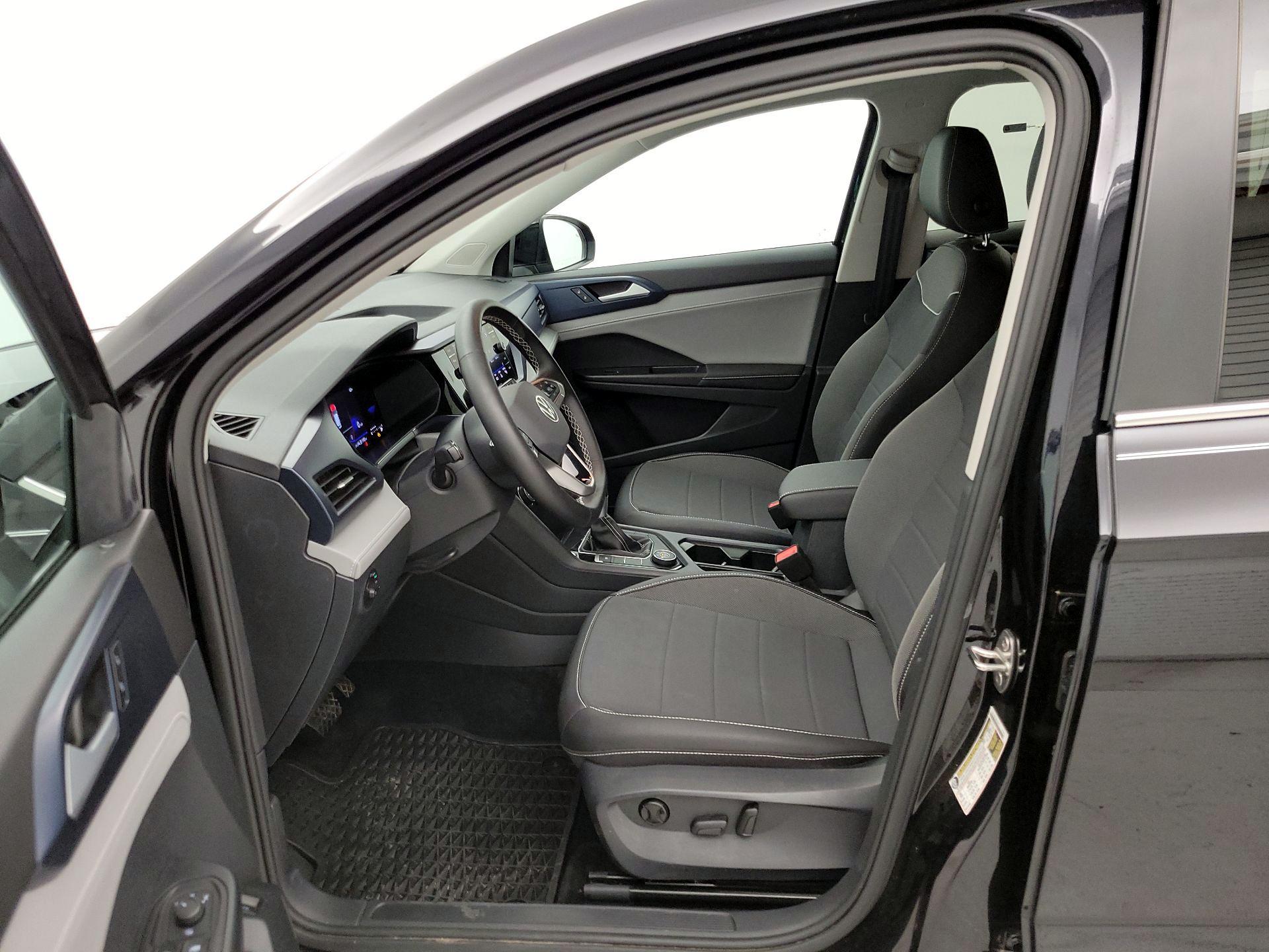 Thumbnail: 2024 Volkswagen Taos - 11