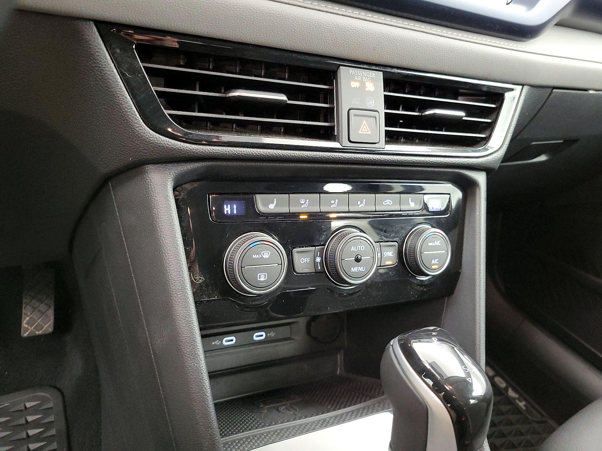 Thumbnail: 2024 Volkswagen Taos - 16