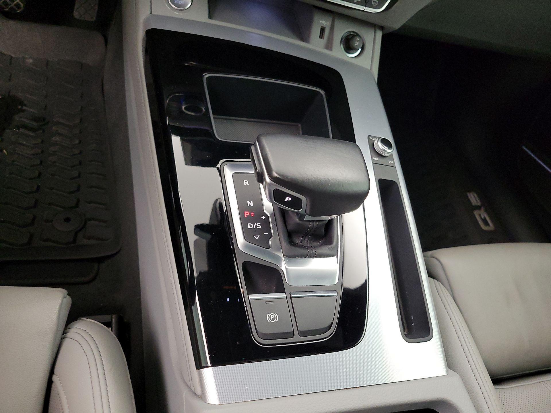 Thumbnail: 2022 Audi Q5 - 18