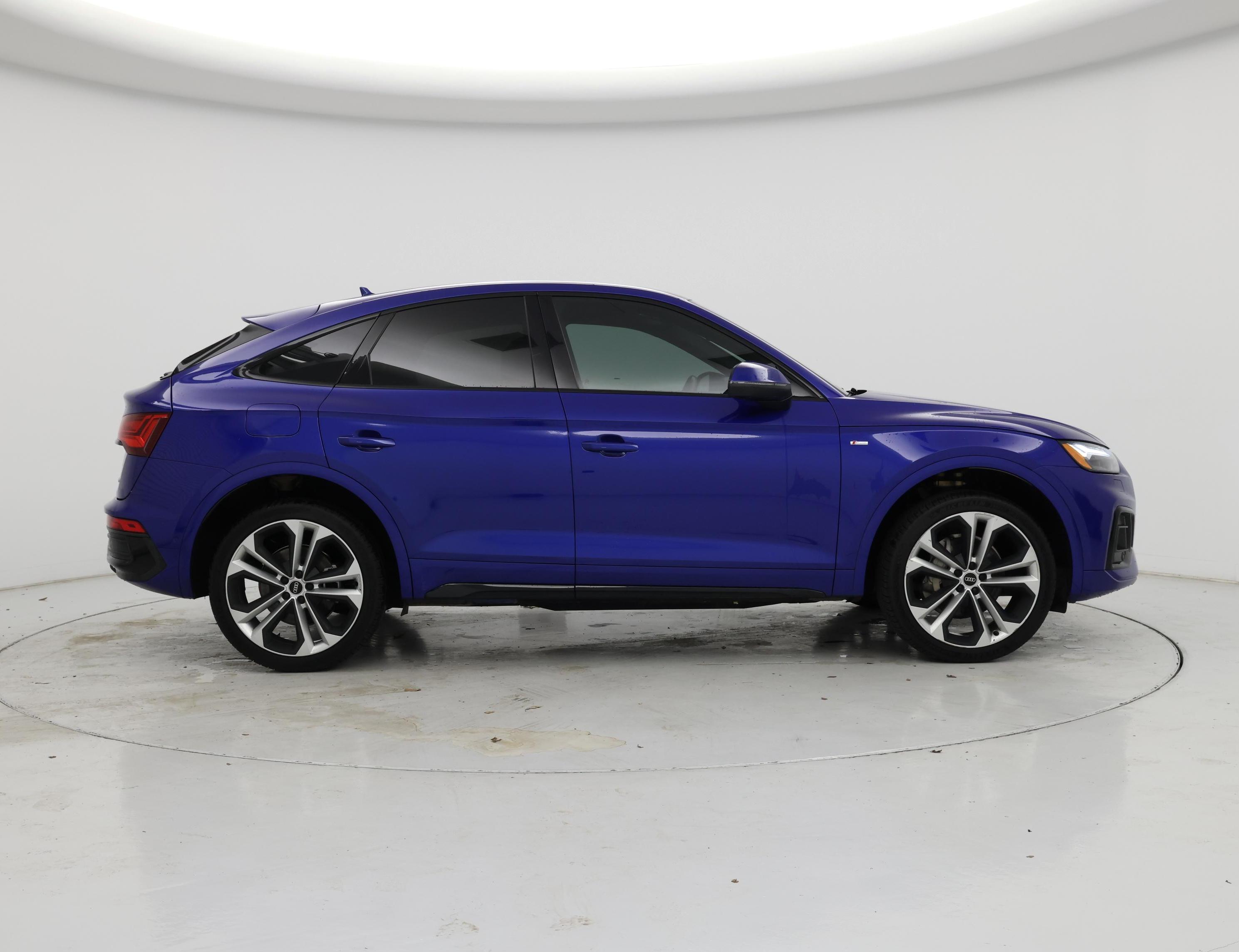 Thumbnail: 2022 Audi Q5 - 7