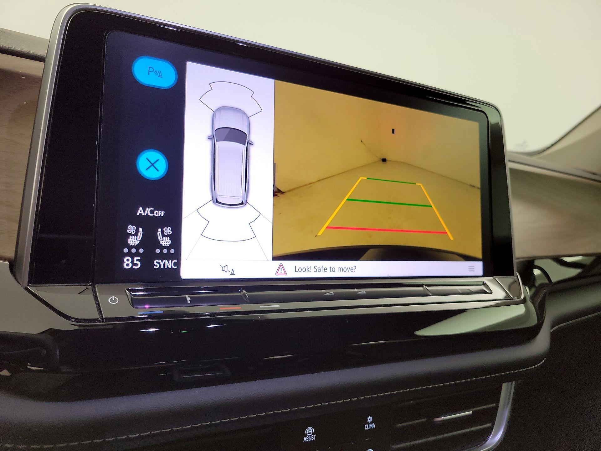 Thumbnail: 2024 Volkswagen Atlas - 14