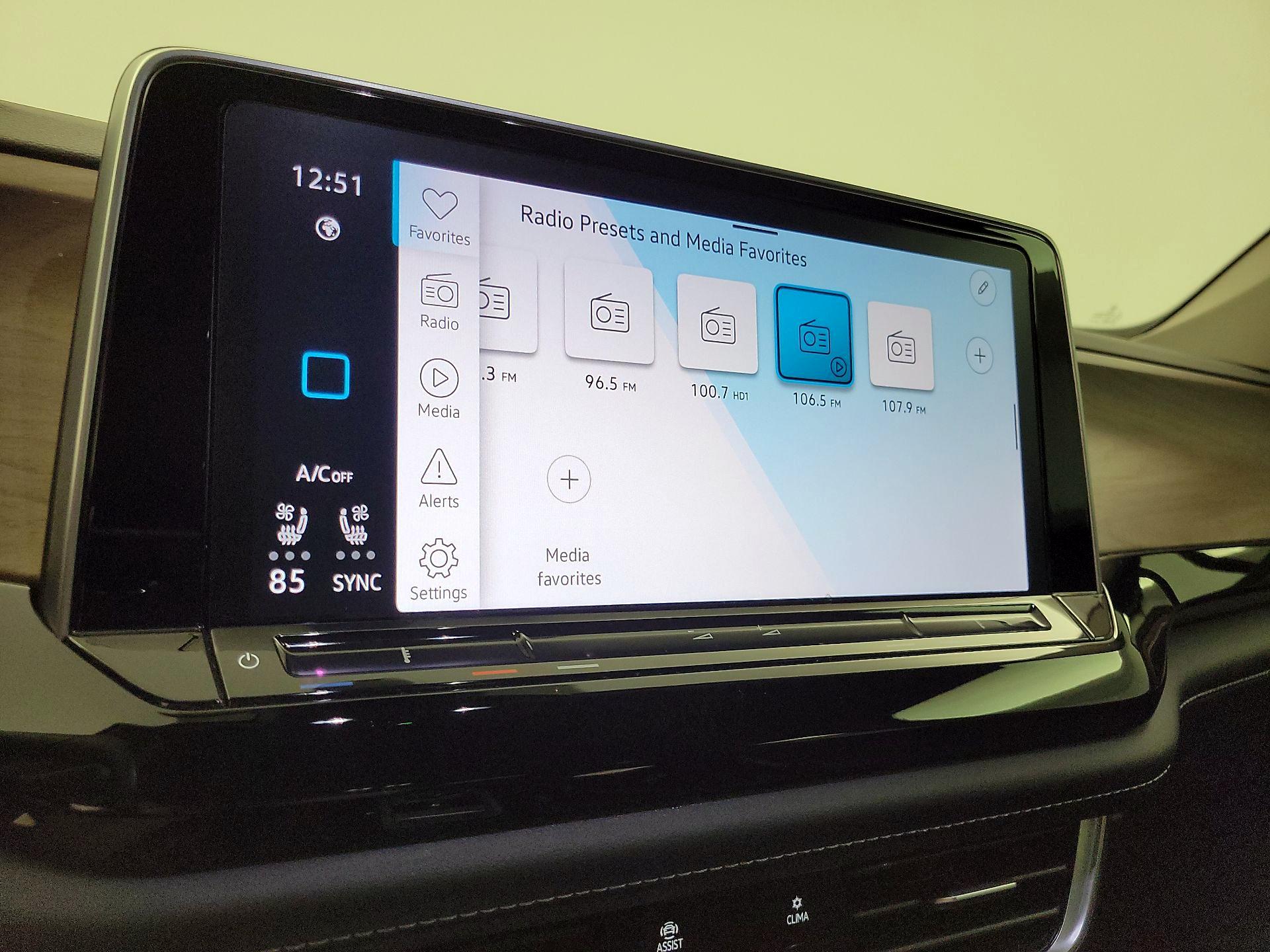 Thumbnail: 2024 Volkswagen Atlas - 15