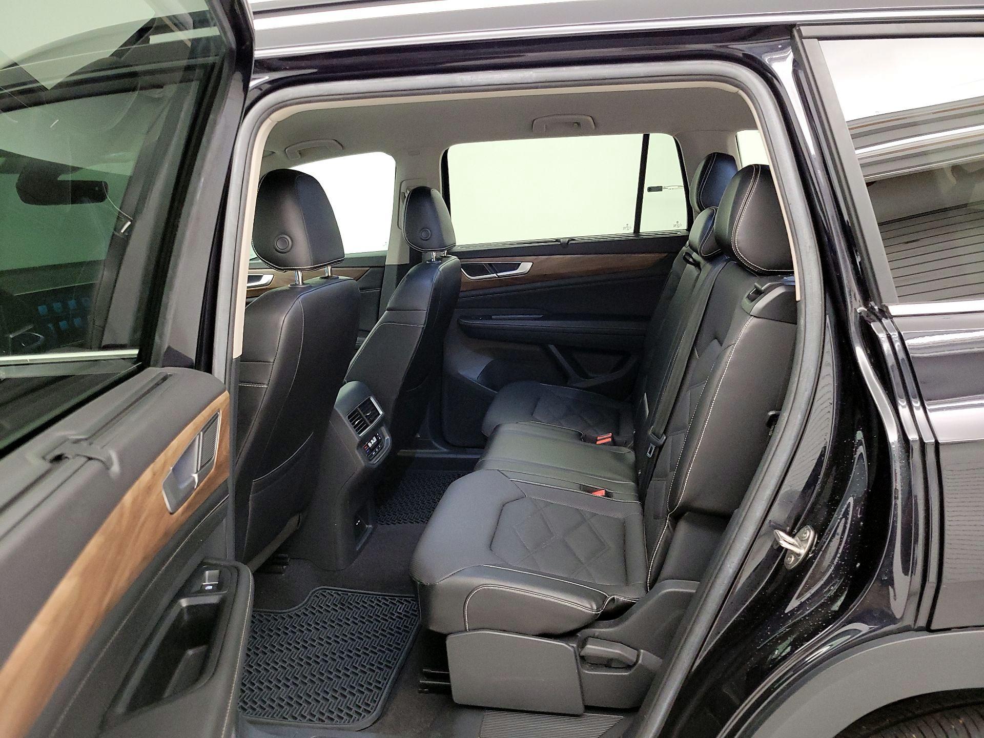 Thumbnail: 2024 Volkswagen Atlas - 19