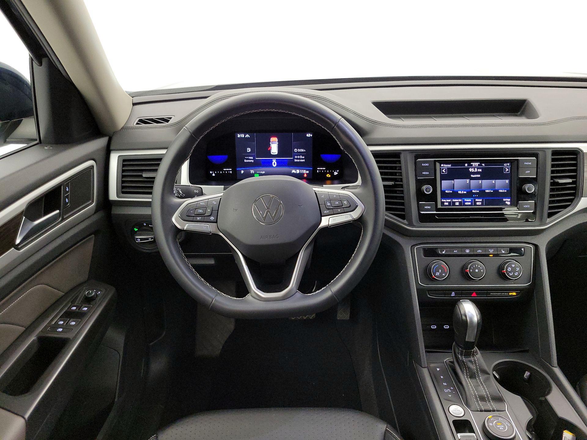 Thumbnail: 2022 Volkswagen Atlas - 10