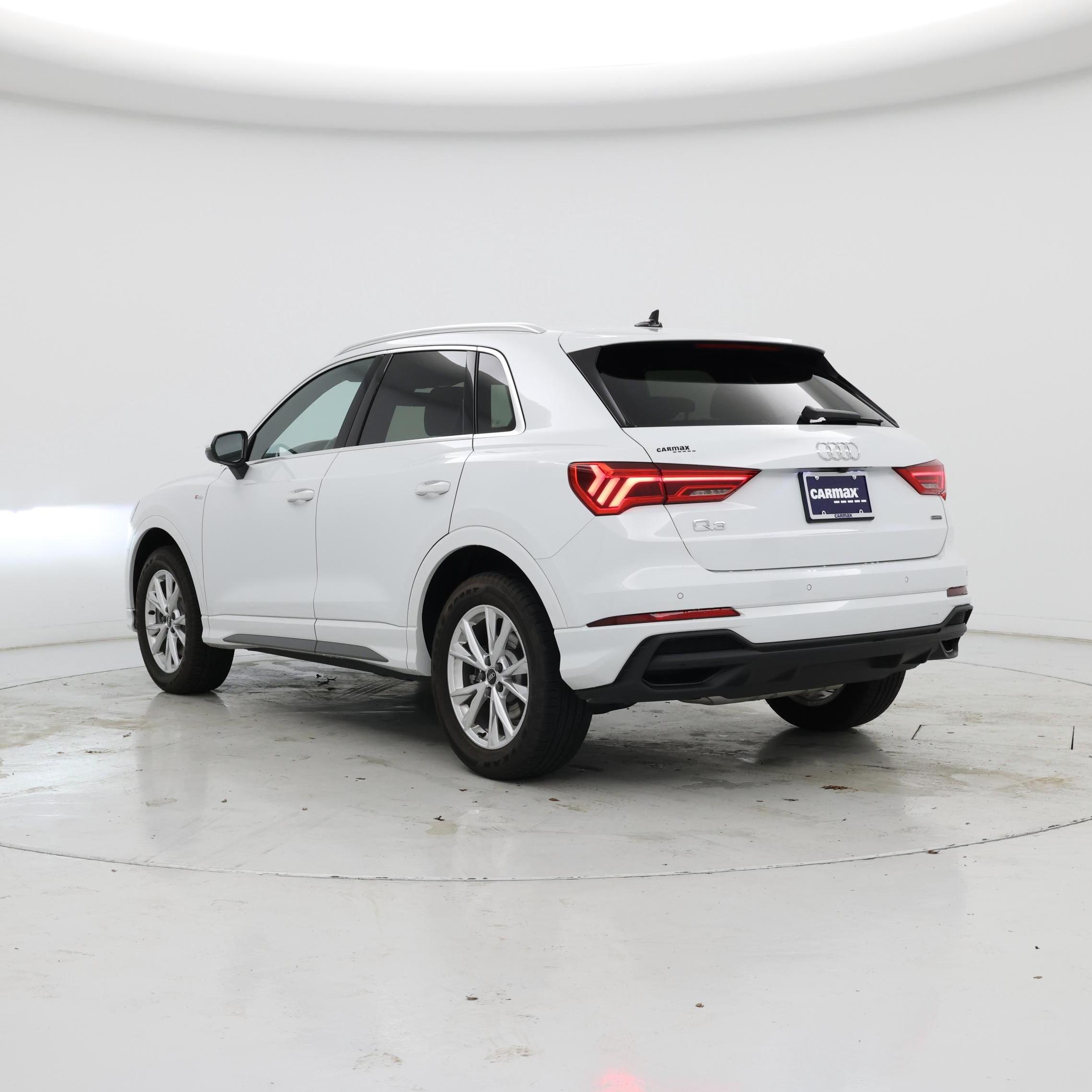 Thumbnail: 2025 Audi Q3 - 2