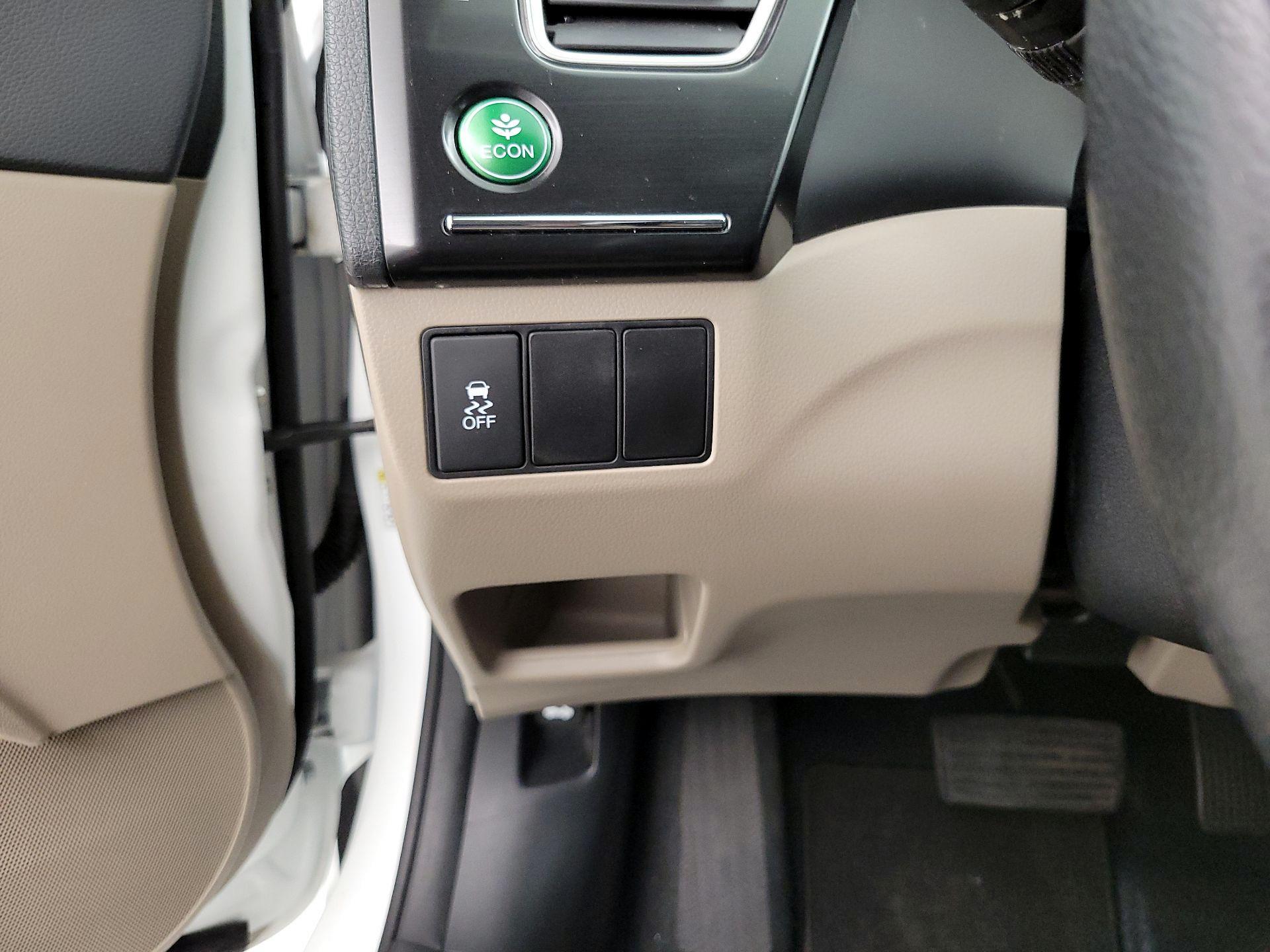 Thumbnail: 2014 Honda Civic - 13