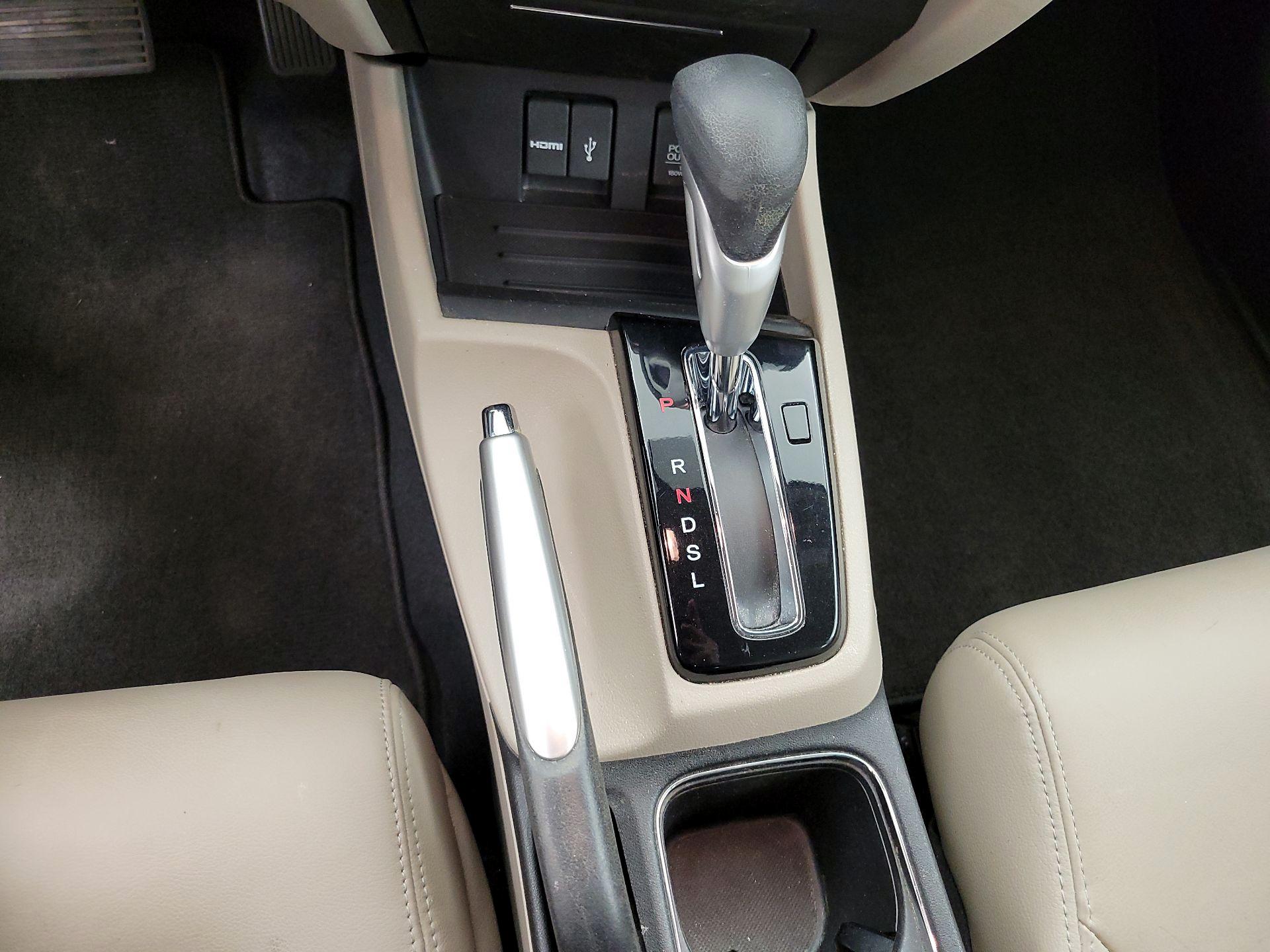 Thumbnail: 2014 Honda Civic - 17