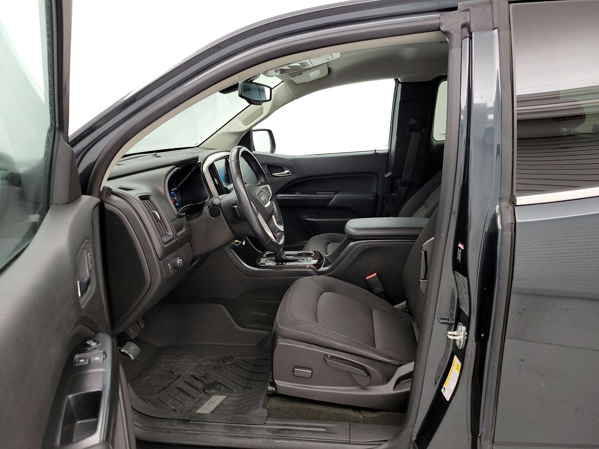 Thumbnail: 2018 GMC Canyon - 11