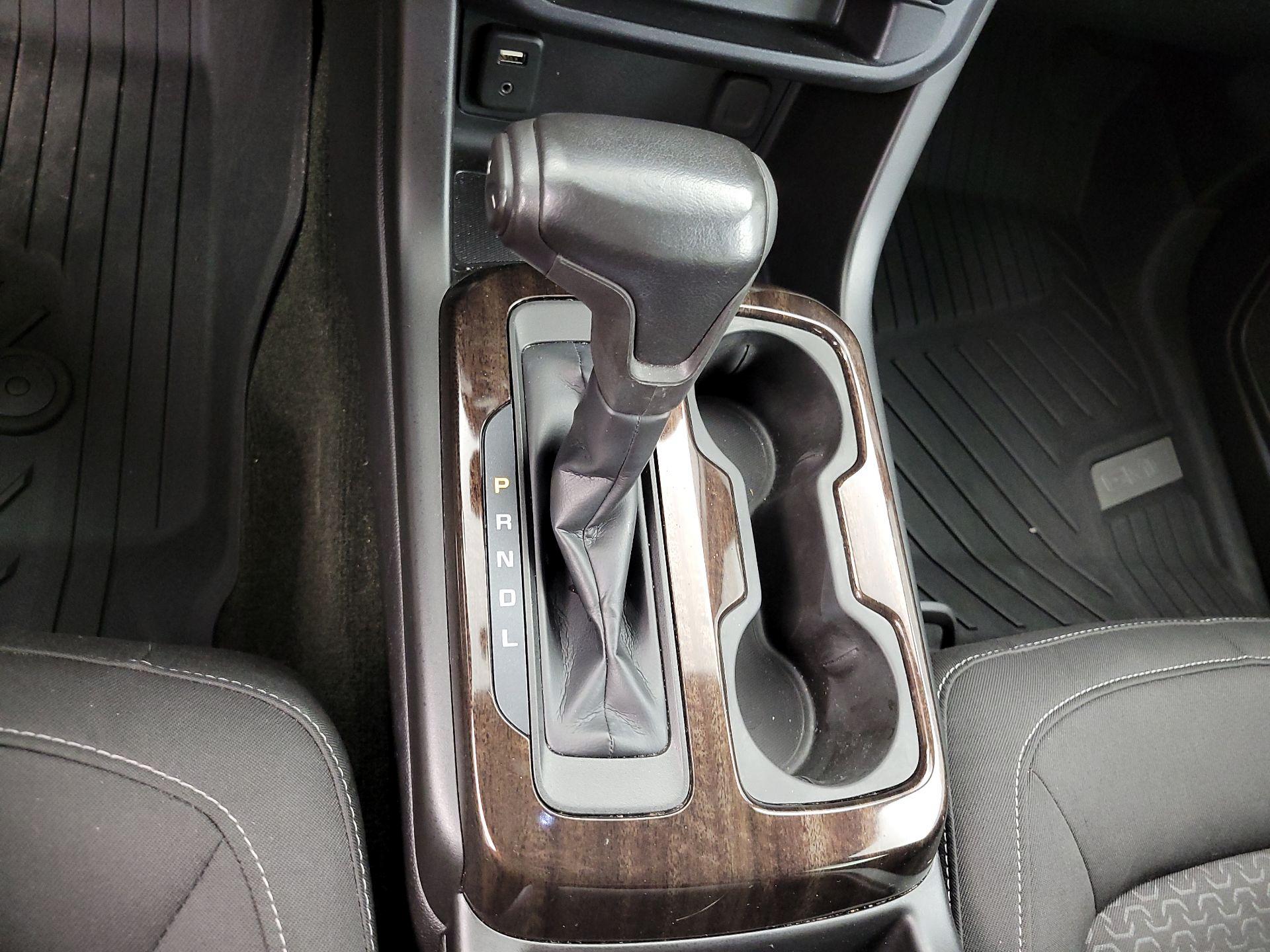 Thumbnail: 2018 GMC Canyon - 18