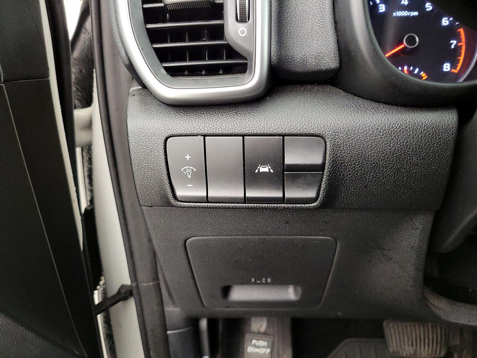 Thumbnail: 2021 Kia Sportage - 13