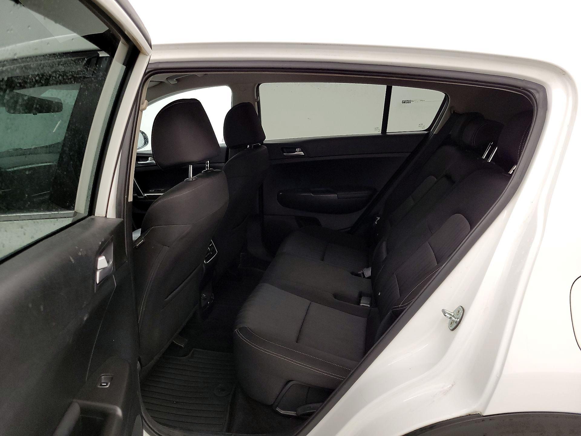 Thumbnail: 2021 Kia Sportage - 19