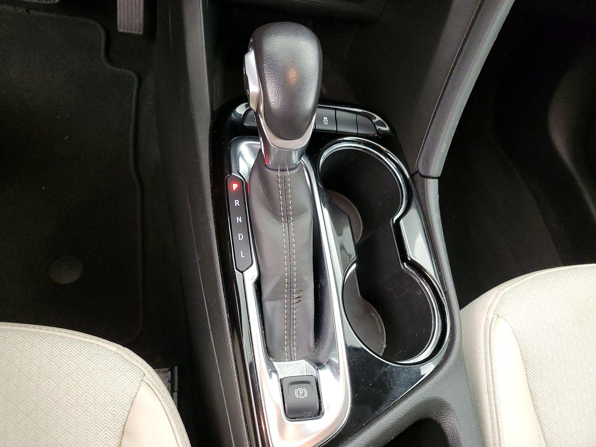 Thumbnail: 2022 Buick Encore GX - 17